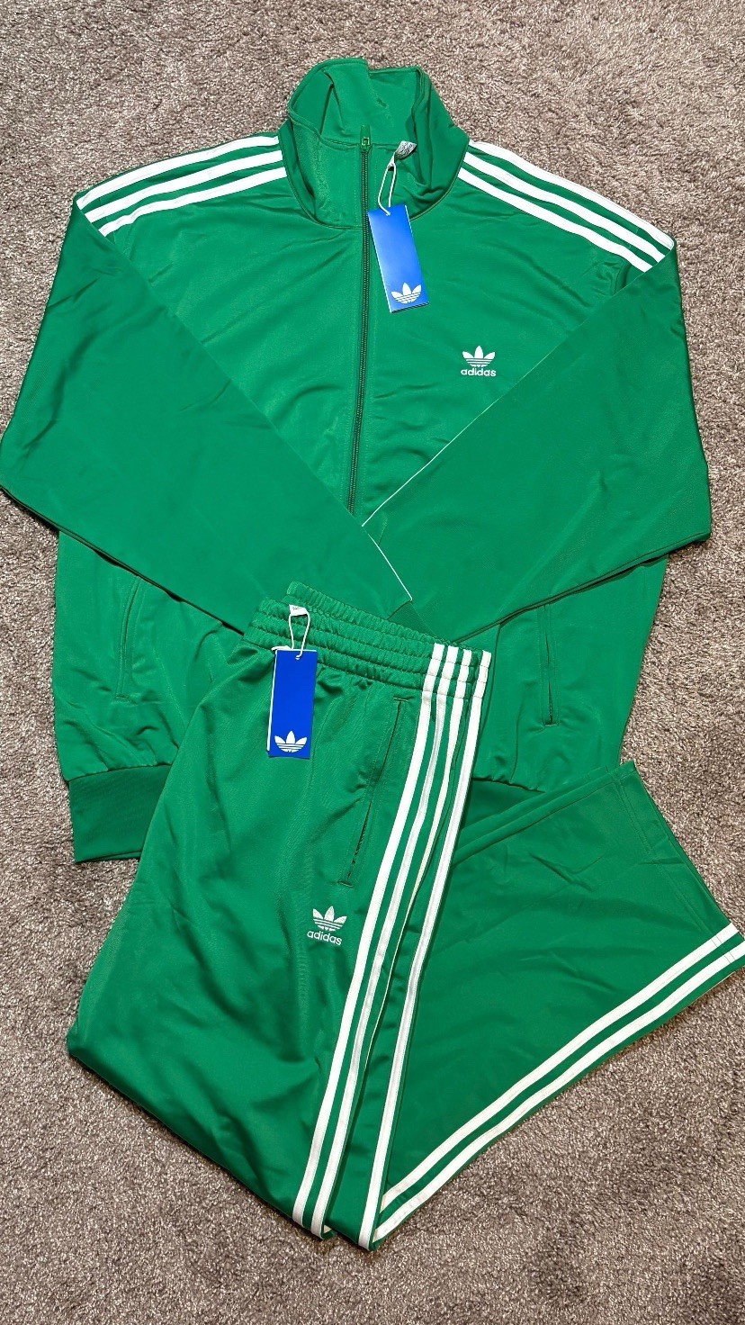CONJUNTO ADIDAS ORIGINALS SIZE XL y XXL CONJUNTO ADIDAS ORIGINALS SIZE XL y XXL