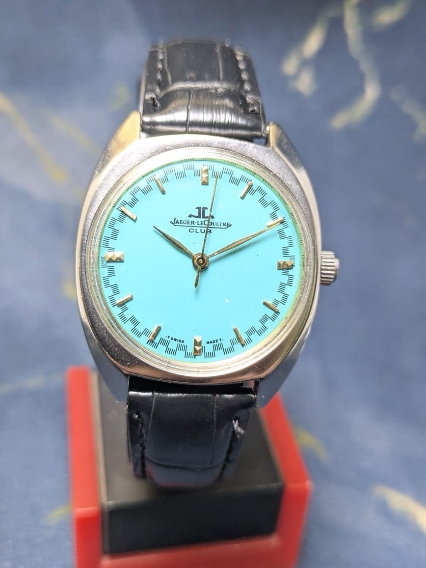 Vintage Jaeger-LeCoultre 17 Jewels Manual Winding Swiss Made Men’s Watch Vintage Jaeger-LeCoultre 17 Jewels Manual Winding Swiss Made Men’s Watch