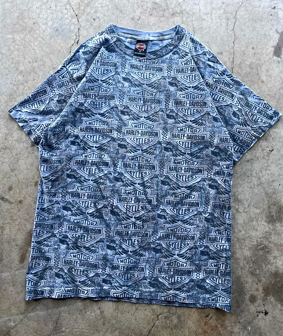 Vintage 1998 90s Harley-Davidson Motorcycle All-Over Print T-Shirt Size M AOP Vintage 1998 90s Harley-Davidson Motorcycle All-Over Print T-Shirt Size M AOP