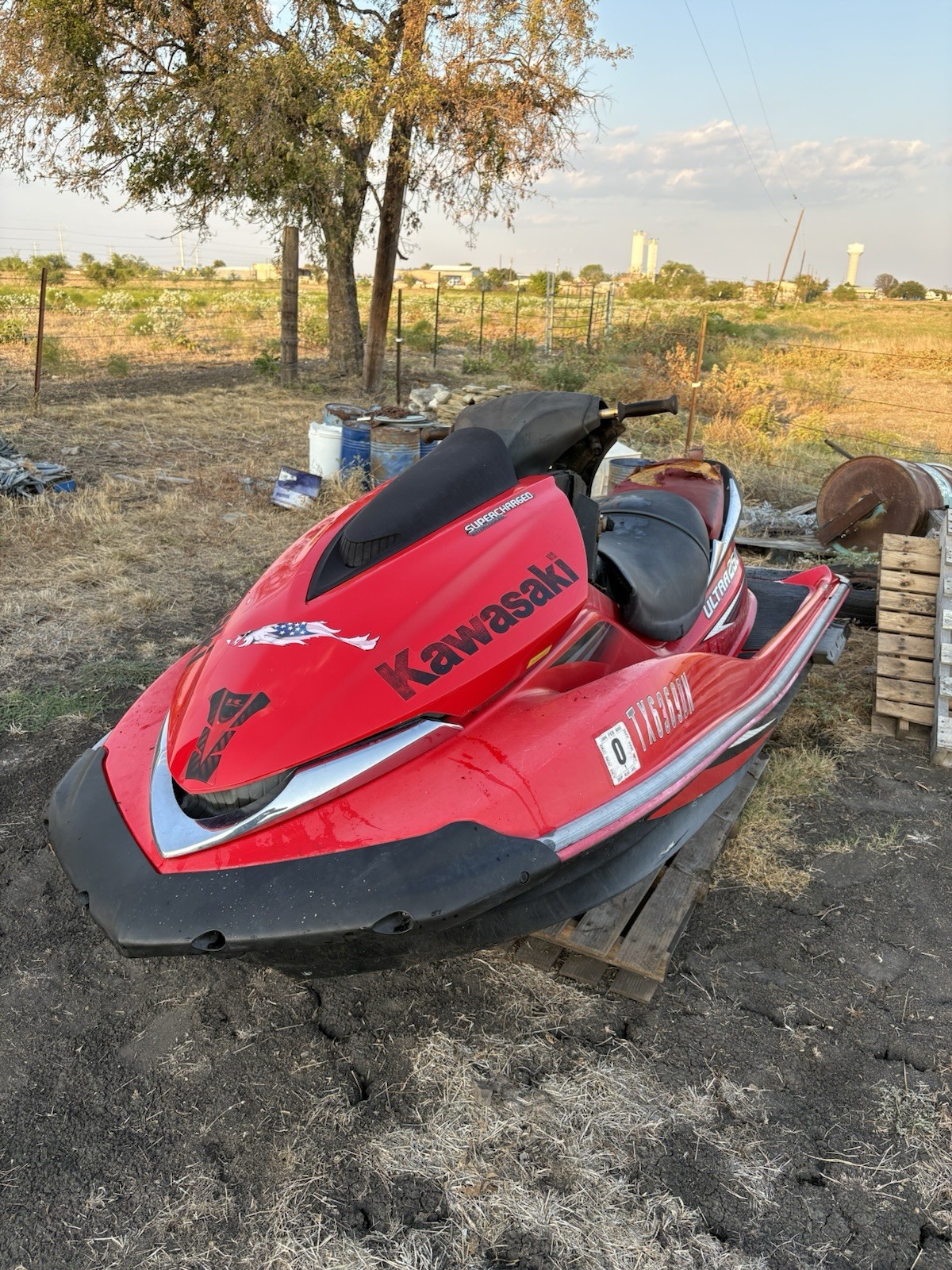 2007 Kawasaki Ultra 250x Supercharged Jetski Partout. Parts Only 2007 Kawasaki Ultra 250x Supercharged Jetski Partout. Parts Only
