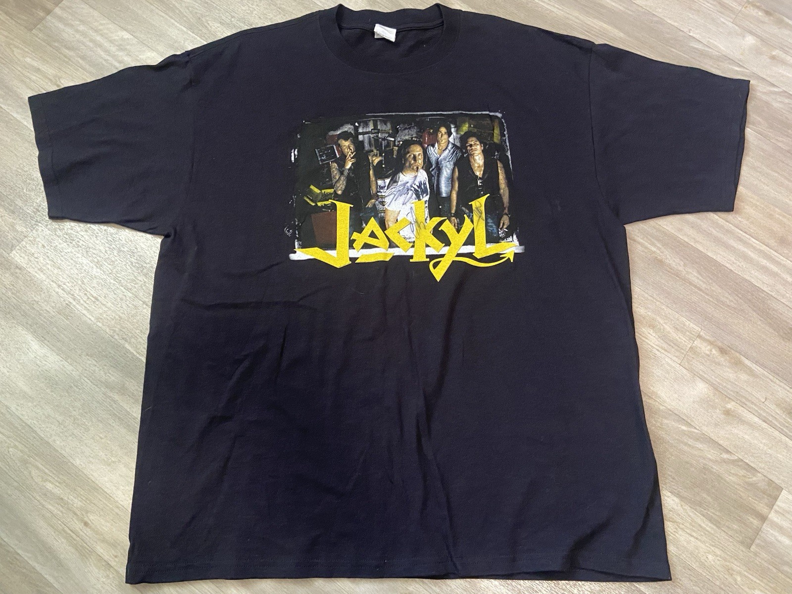 2010 Jackyl Puh-Pow T-Shirt Rock Band Shirt Signed Men\'s 2XL 2010 Jackyl Puh-Pow T-Shirt Rock Band Shirt Signed Men\'s 2XL