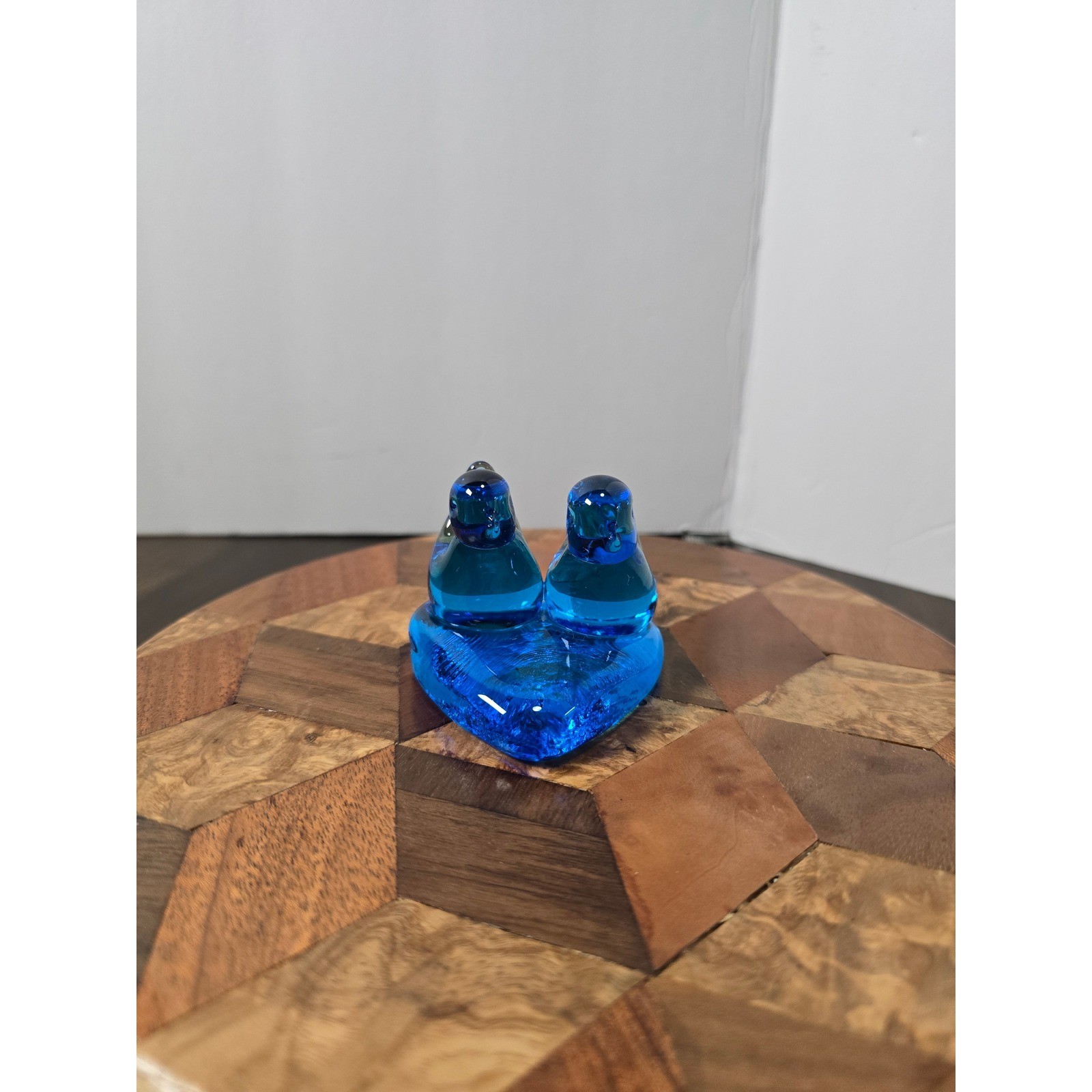 Terra Studios Bluebird of Happiness Double Bird Heart Figurine 1997 Signed Glass Terra Studios Bluebird of Happiness Double Bird Heart Figurine 1997 Signed Glass