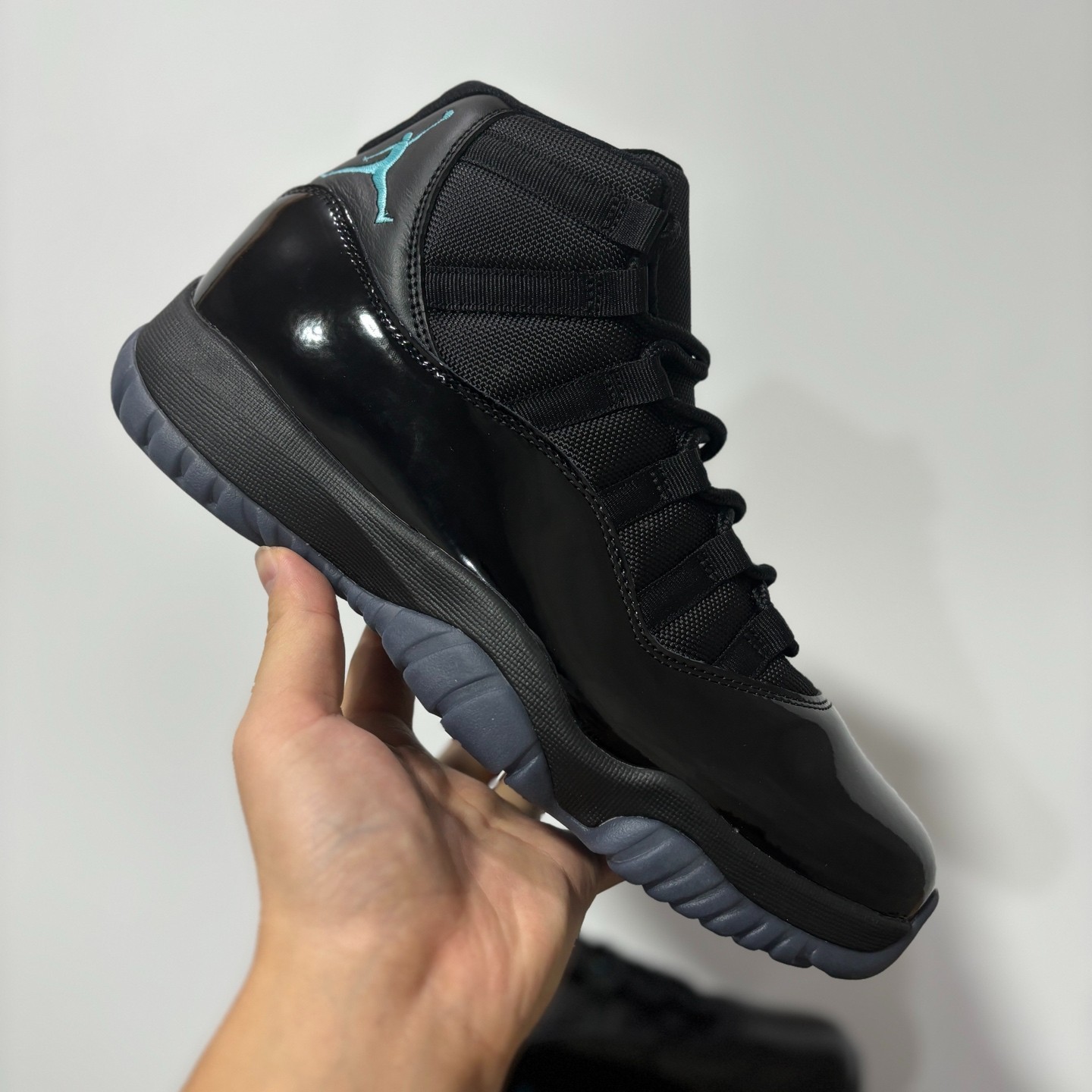 Nike AJ11 CT8012‑047 Retro Gamma Blue Black Men\'s Sneakers New