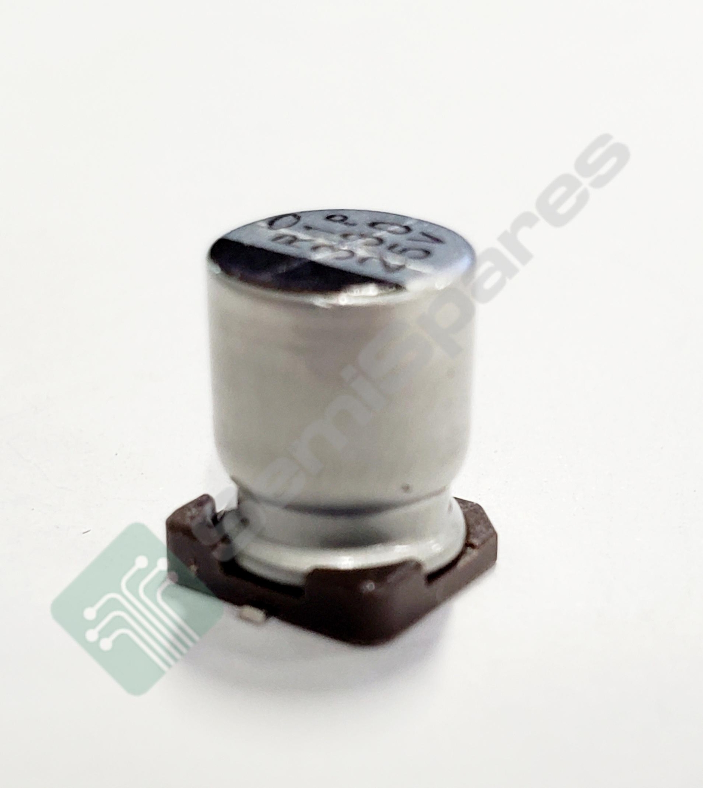 100 pcs. NICHICON UWT1E331MNR1GS CAP ALUM 330UF 20% 25V SMD