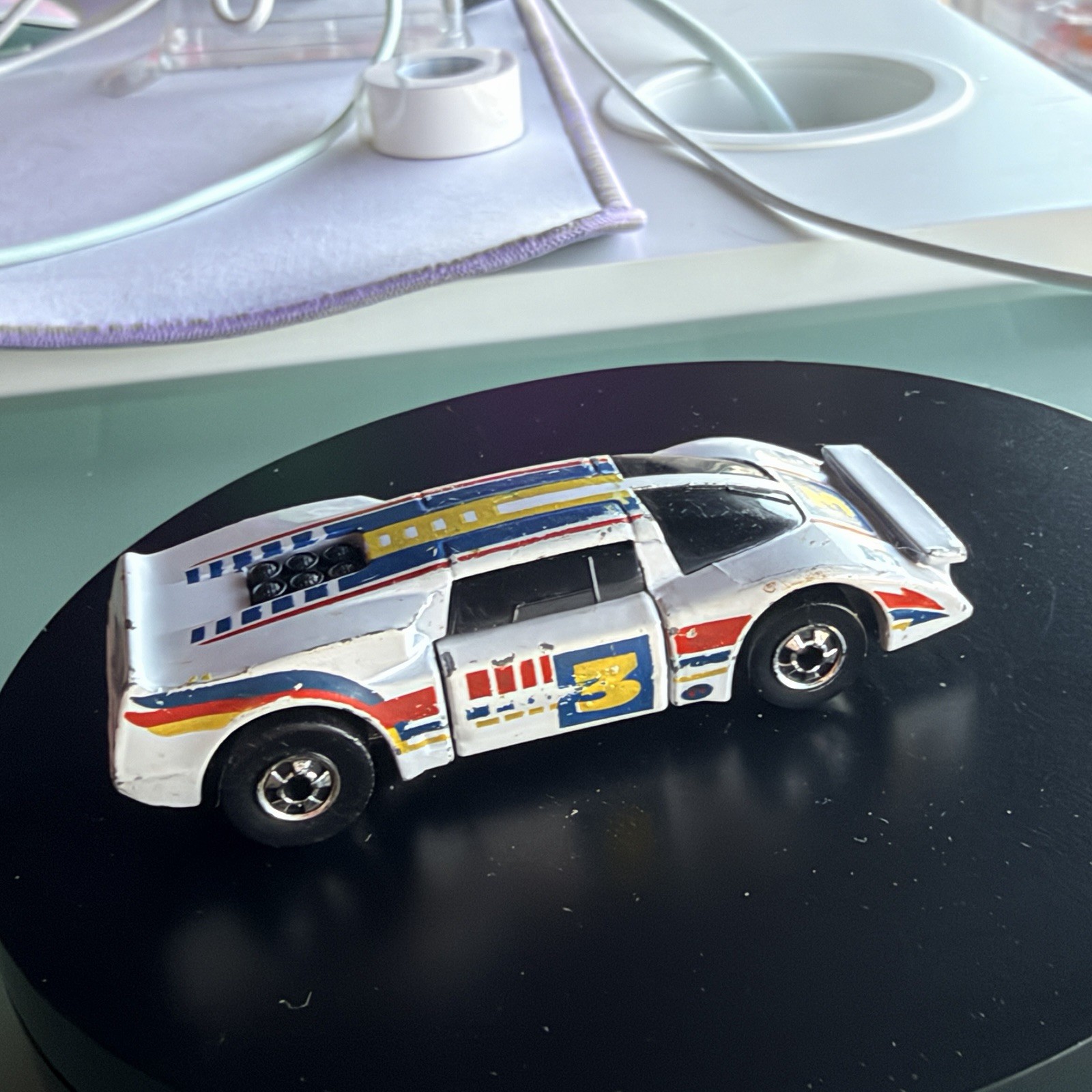 VTG 1984 HOT WHEELS CRACK UPS SIDE BANGER #3 WHITE HONG KONG Diecast 17E VTG 1984 HOT WHEELS CRACK UPS SIDE BANGER #3 WHITE HONG KONG Diecast 17E