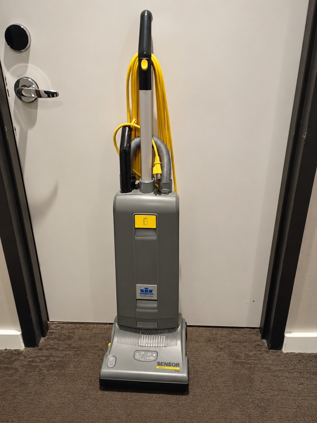 Karcher Windsor Sensor S12 Commercial Vacuum 
