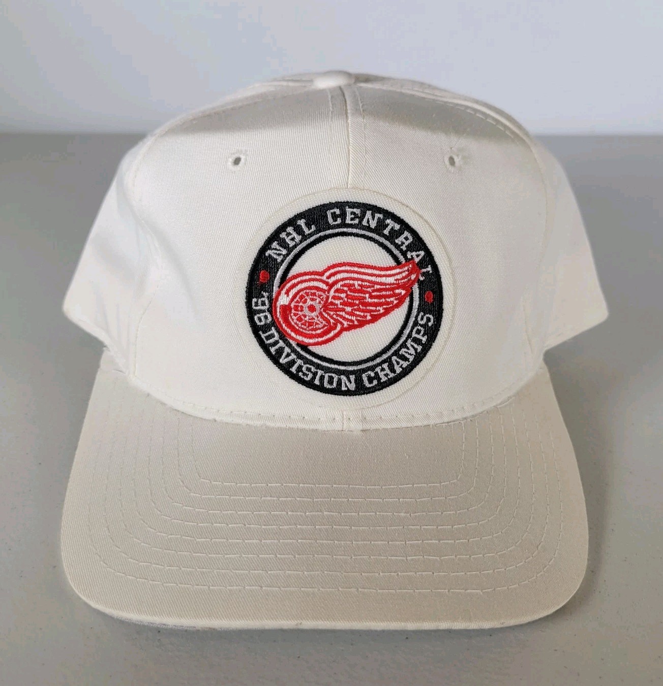 VTG Detroit Red Wings Snapback Hat Starter The Right Hat 1996 Division Champs 