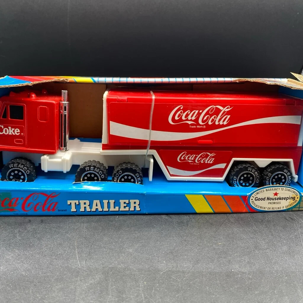 Vintage Coca Cola Delivery Truck Remco 1988 Semi Tractor Trailer Plastic Collect Vintage Coca Cola Delivery Truck Remco 1988 Semi Tractor Trailer Plastic Collect