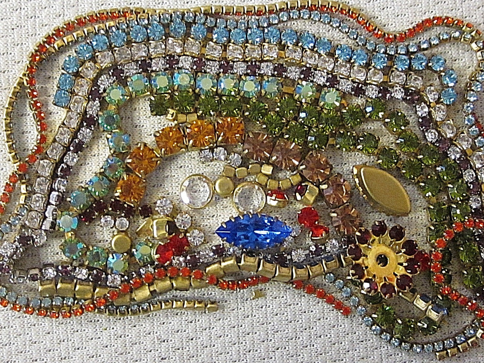 100% SWAROVSKI RHINESTONE CHAIN ROPE STRIPS SETTINGS LOT VTG NOS FINDINGS CRAFTS 100% SWAROVSKI RHINESTONE CHAIN ROPE STRIPS SETTINGS LOT VTG NOS FINDINGS CRAFTS