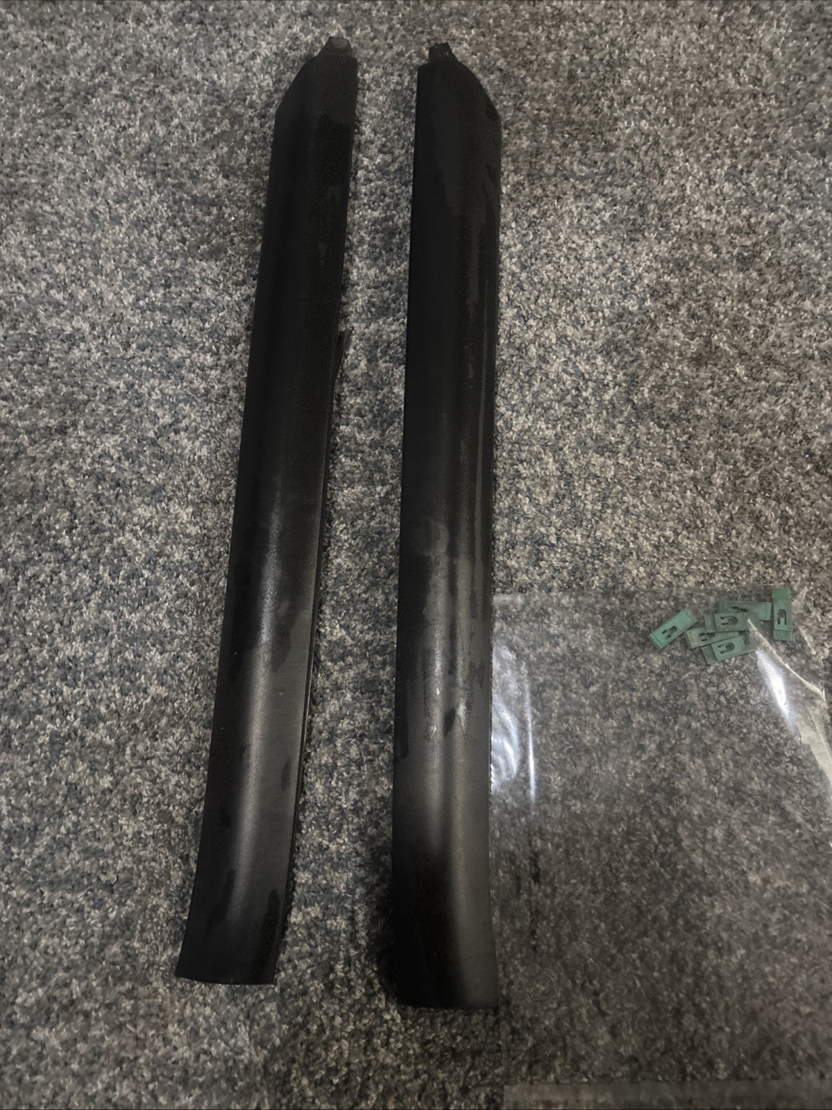 2003-2011 Honda Element A PIllar Trim Molding Pair Windshield Exterior OEM 2003-2011 Honda Element A PIllar Trim Molding Pair Windshield Exterior OEM