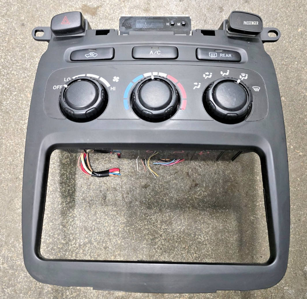 2001-2007 TOYOTA HIGHLANDER FRONT AC CLIMATE CONTROL A/C HEATER SWITCH OEM