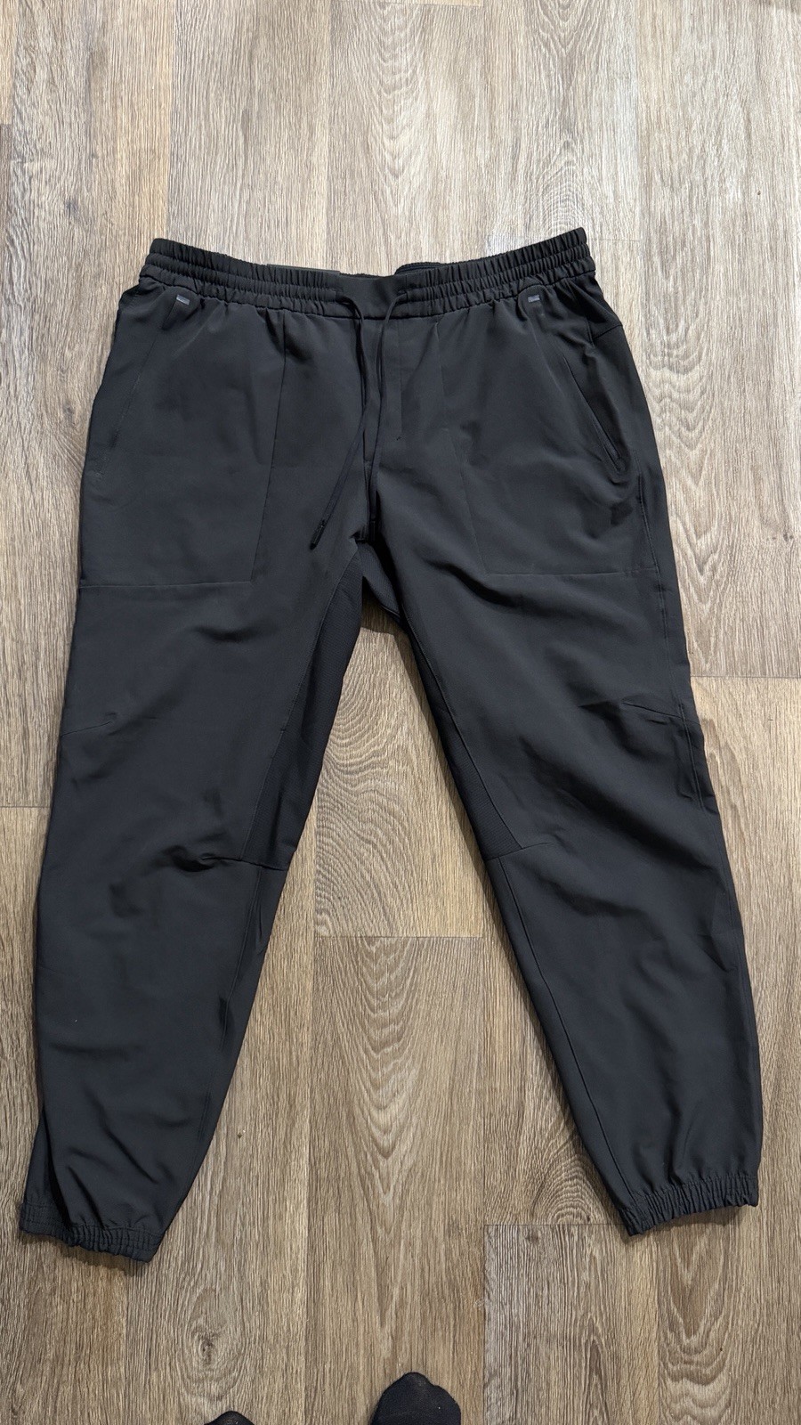 Men’s Lululemon License To Train Joggers 2XL- NWT Men’s Lululemon License To Train Joggers 2XL- NWT