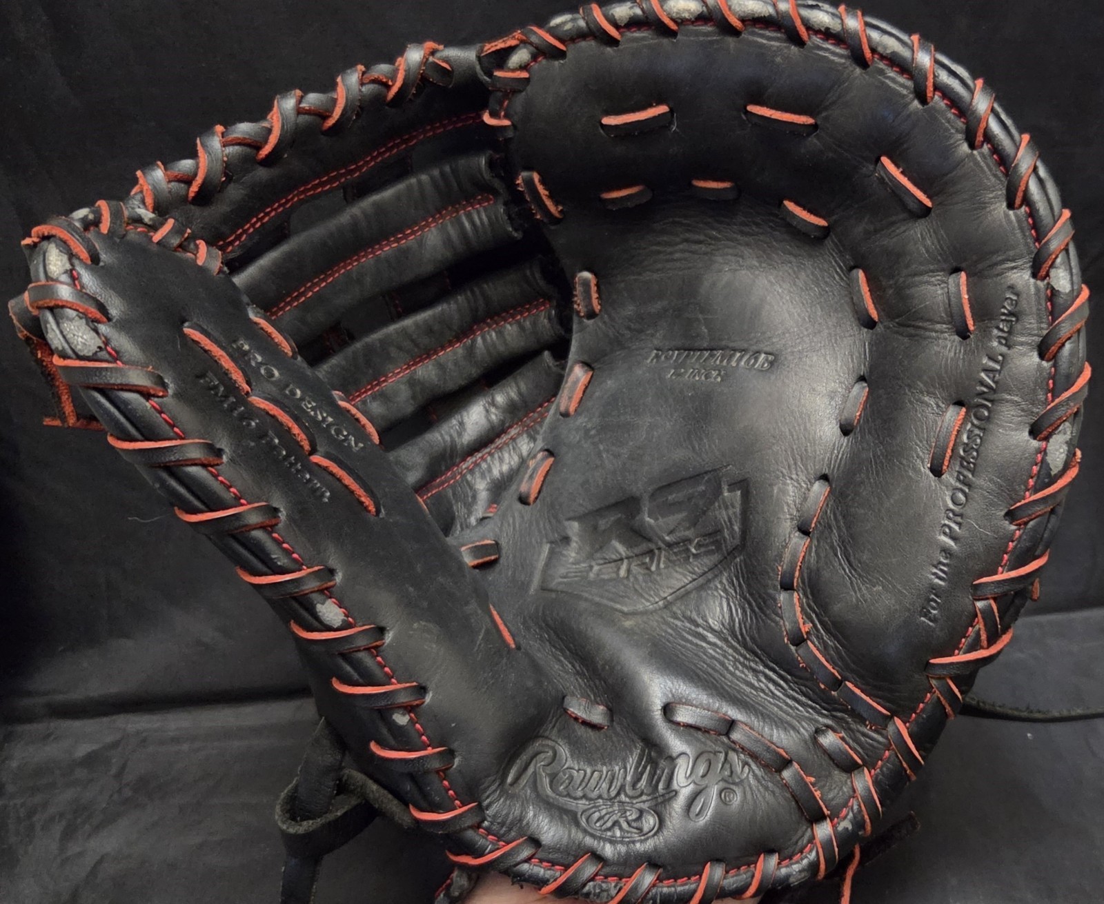 Rawlings R9 Series Soft-Leather 12in, 1st Base Mitt, RH Throw R9YPTFM16B Glove Rawlings R9 Series Soft-Leather 12in, 1st Base Mitt, RH Throw R9YPTFM16B Glove