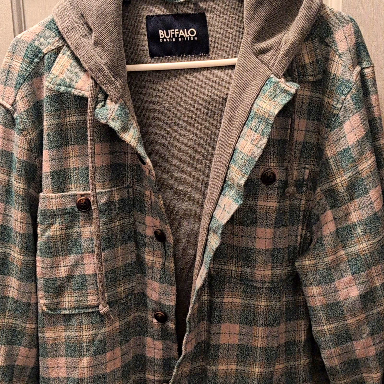 Buffalo David Bitton Men\'s Plaid Hooded Button Front Shacket Jacket Size L Buffalo David Bitton Men\'s Plaid Hooded Button Front Shacket Jacket Size L