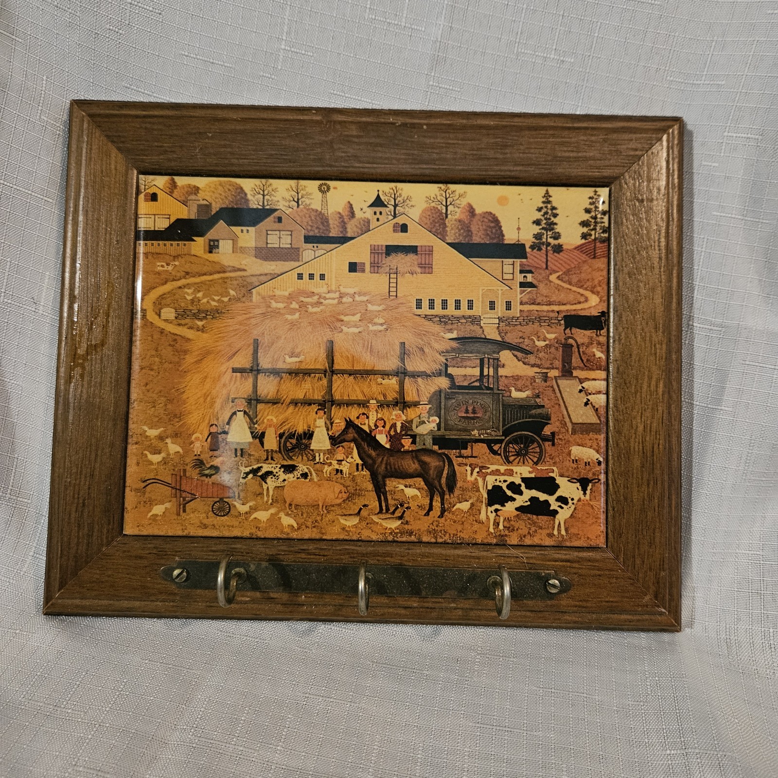 Vtg Wood Key Holder Charles Wysaki \ Vtg Wood Key Holder Charles Wysaki \