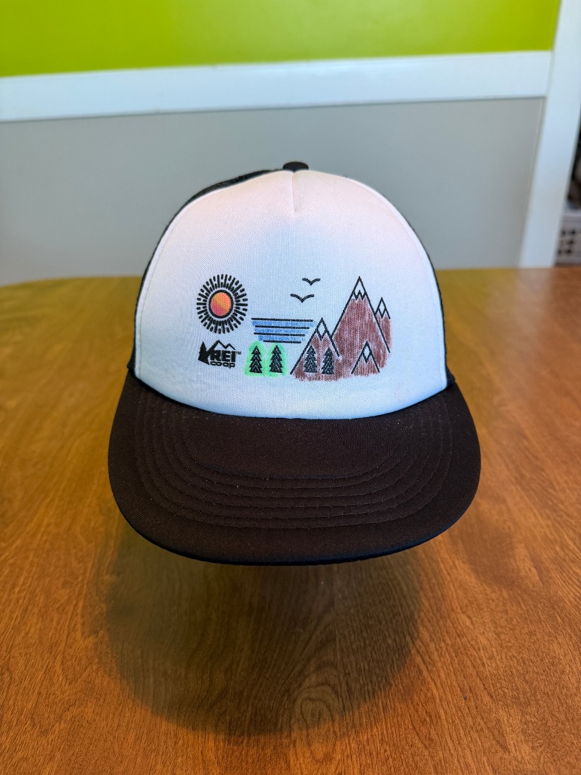 REI Co-op Trucker Hat Snapback Men\'s Adjustable Black White Outdoor Scene