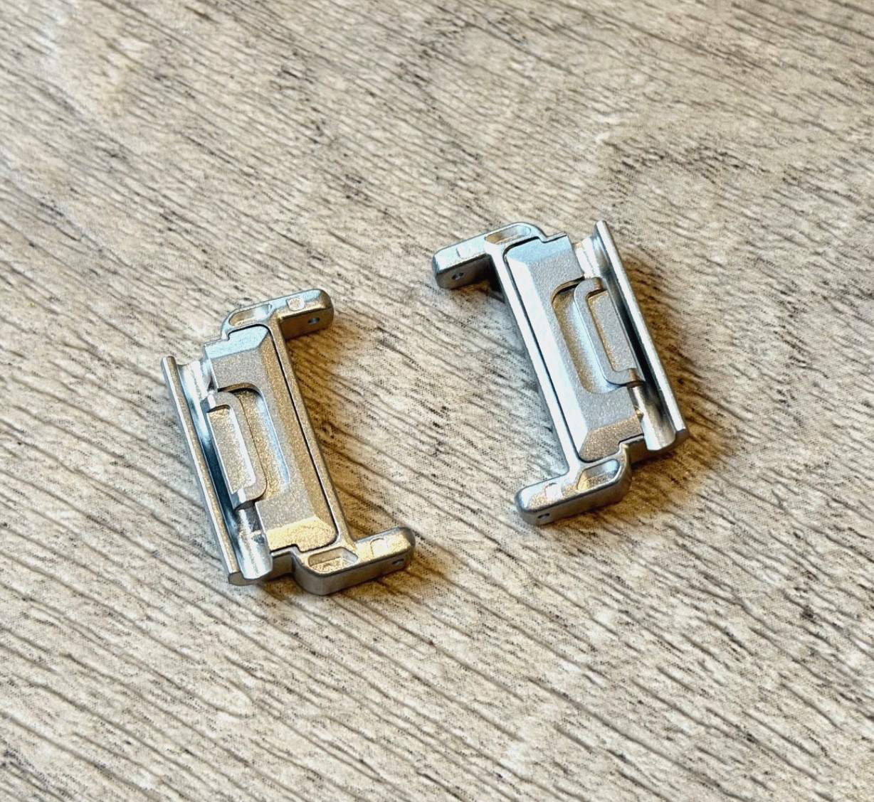 Silver 20mm Quick Fit Connectors for Garmin Watch Adapters Stainless Steel Strap