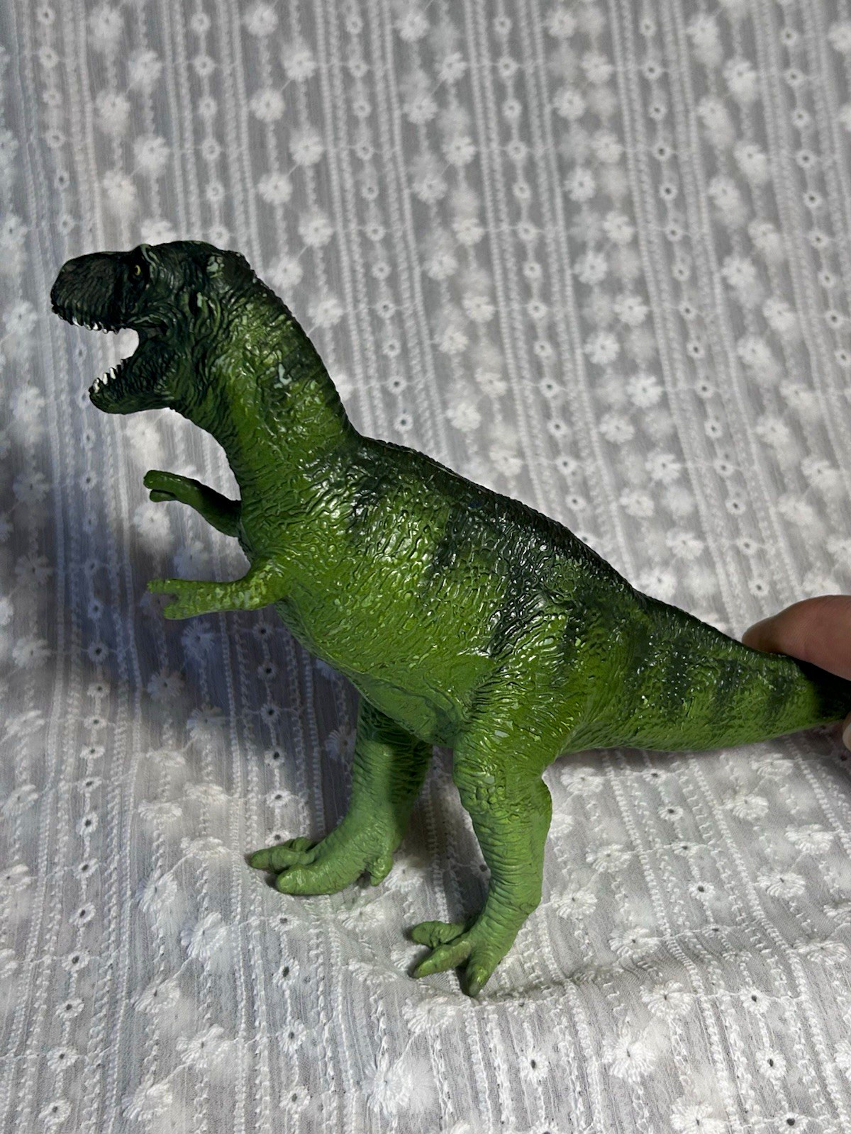 1988 Carnegie Safari Ltd Tyrannosaurus Rex Dinosaur Figure. Vintage. 1988 Carnegie Safari Ltd Tyrannosaurus Rex Dinosaur Figure. Vintage.