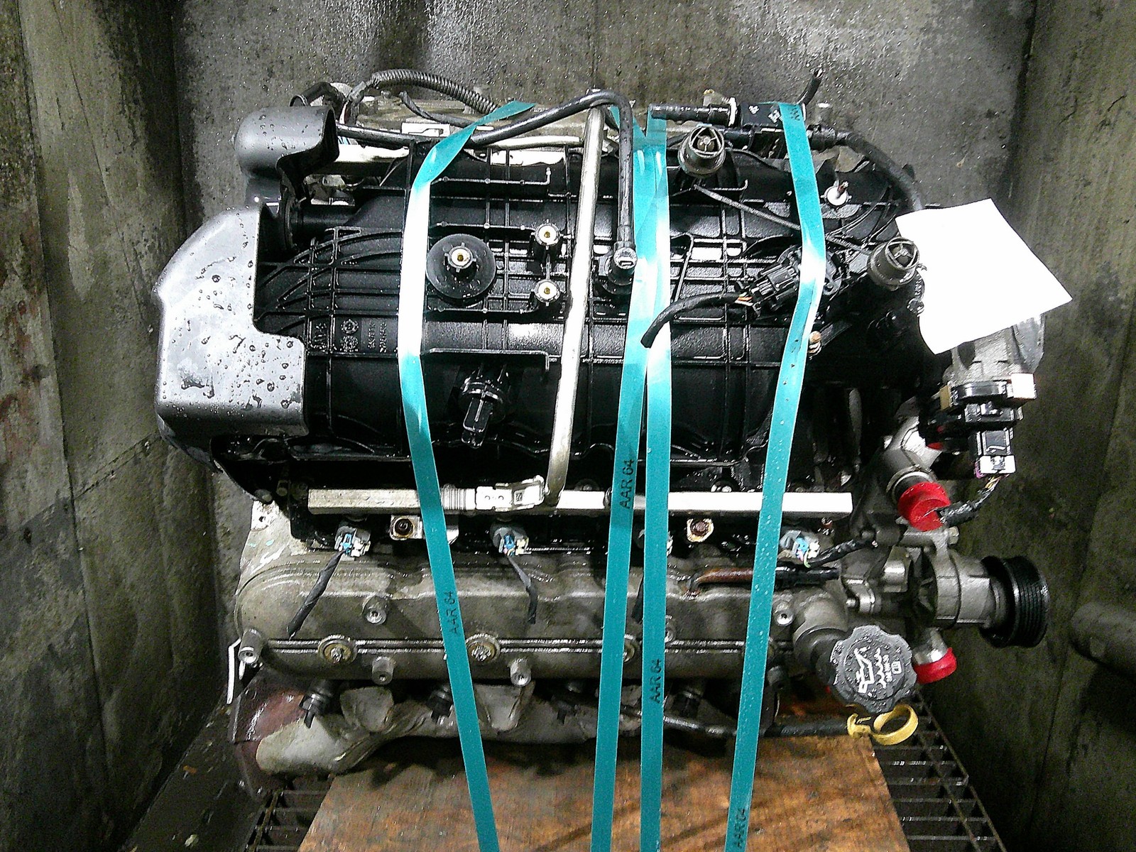 Chevy Silverado 2500 GMC Sierra 3500 6.0L Engine Motor (VIN G 8th Digit) OEM