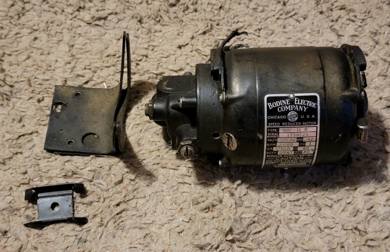 Bodine Speed Reducer Motor Nsp - 11 R U Get What\'s Pictured As-Is Bodine Speed Reducer Motor Nsp - 11 R U Get What\'s Pictured As-Is