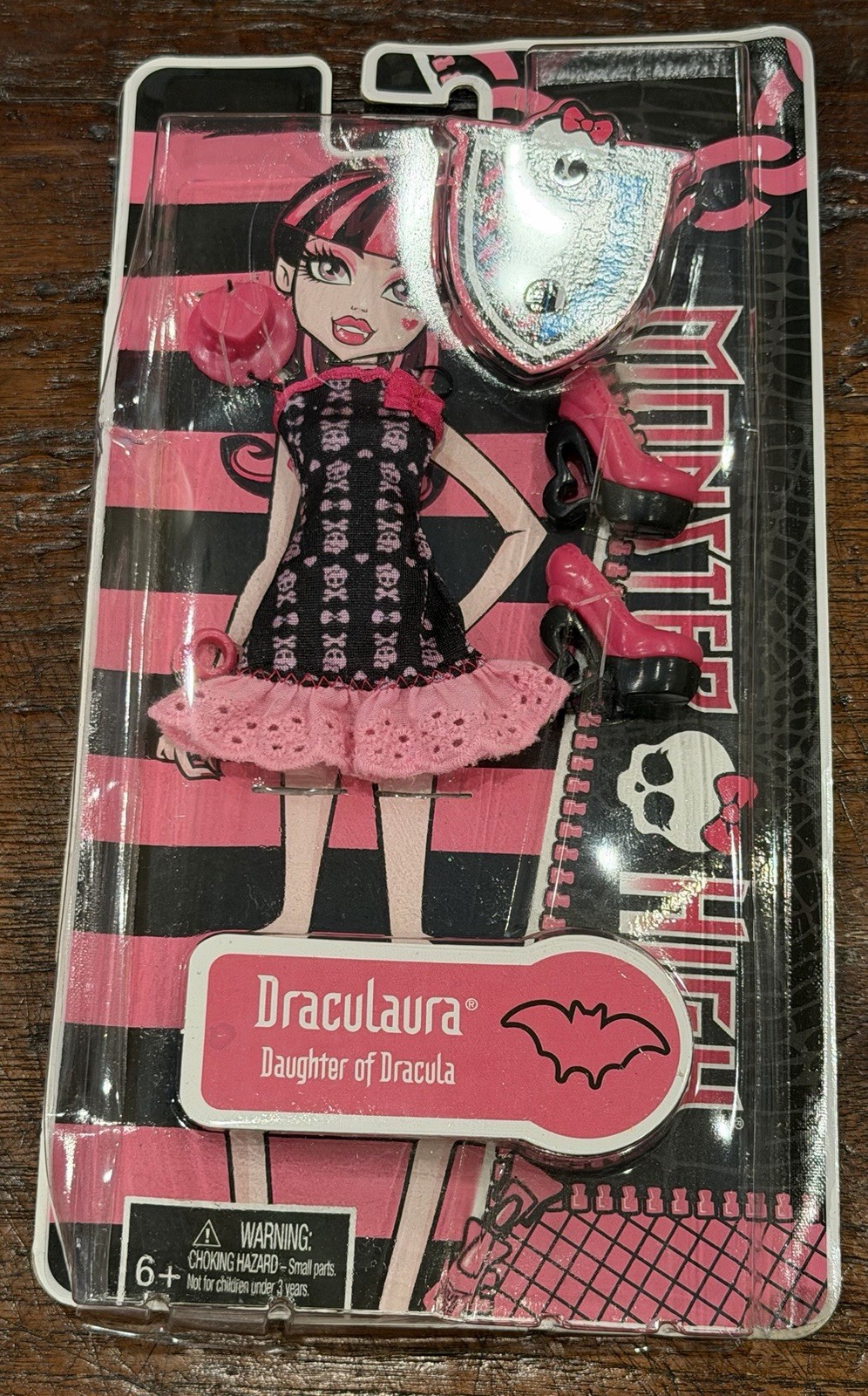 NIB Monster High G1 Draculaura Basic Fashion Pack NIB Monster High G1 Draculaura Basic Fashion Pack