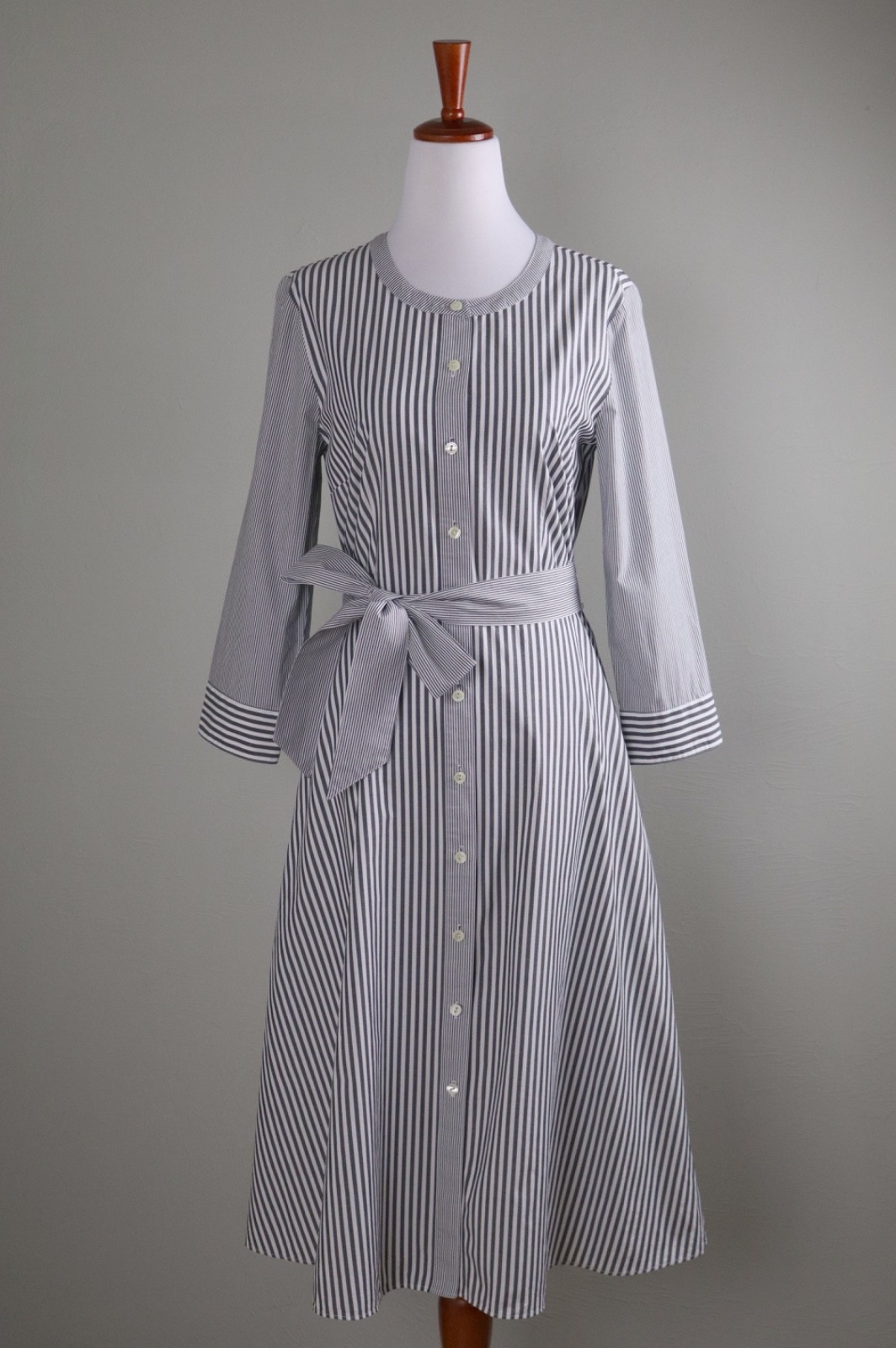 TALBOTS $138 Gray White Striped Belted Cotton Midi A-Line Shirt Dress Size 4