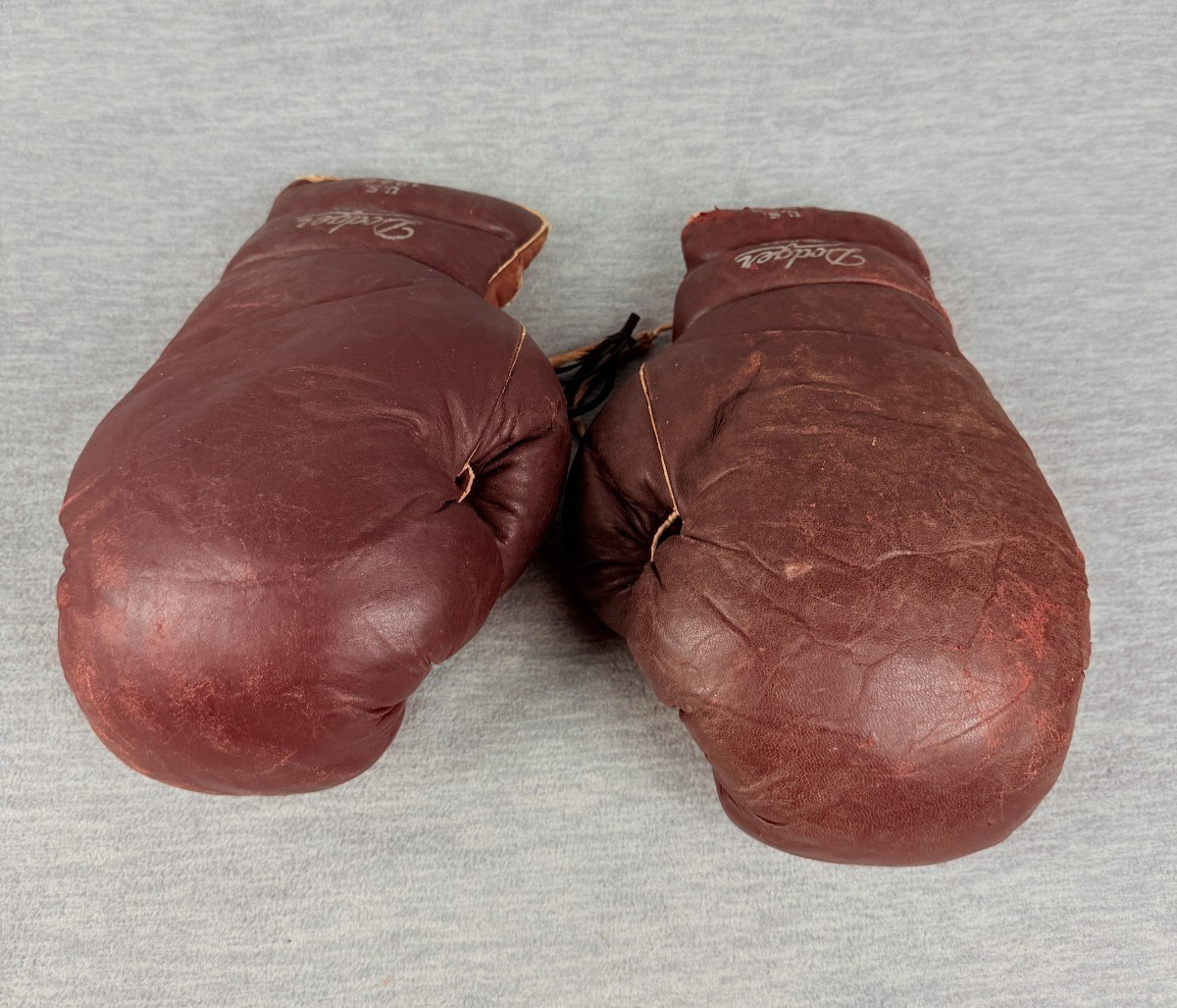 Vintage 1948 Dodger PRO14 US Military Boxing Gloves Oxblood Leather Lace Up USA