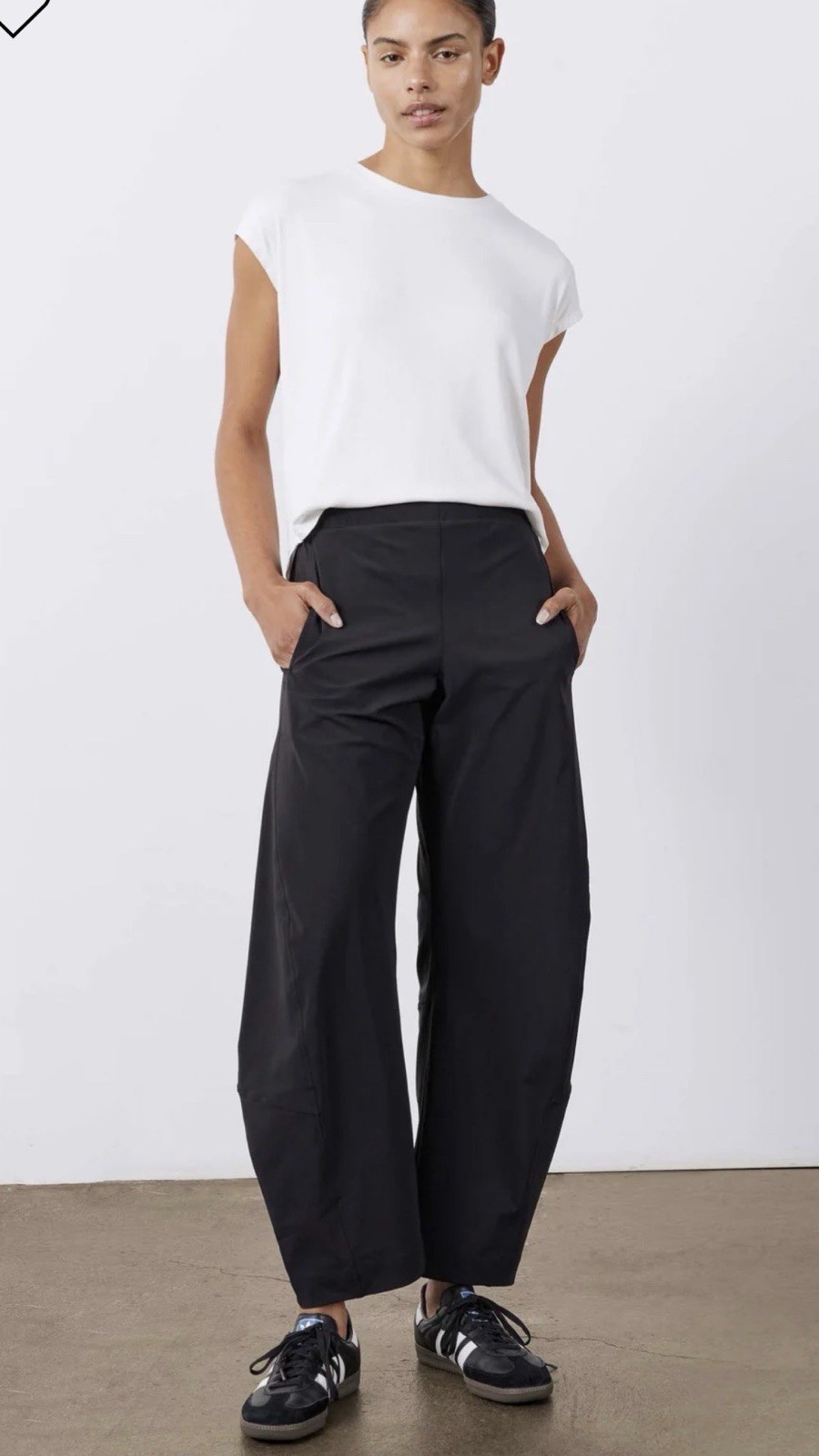 NEW RUTI On The Loose Work Pants •2• Black Barrel Leg Pull On Trousers $269