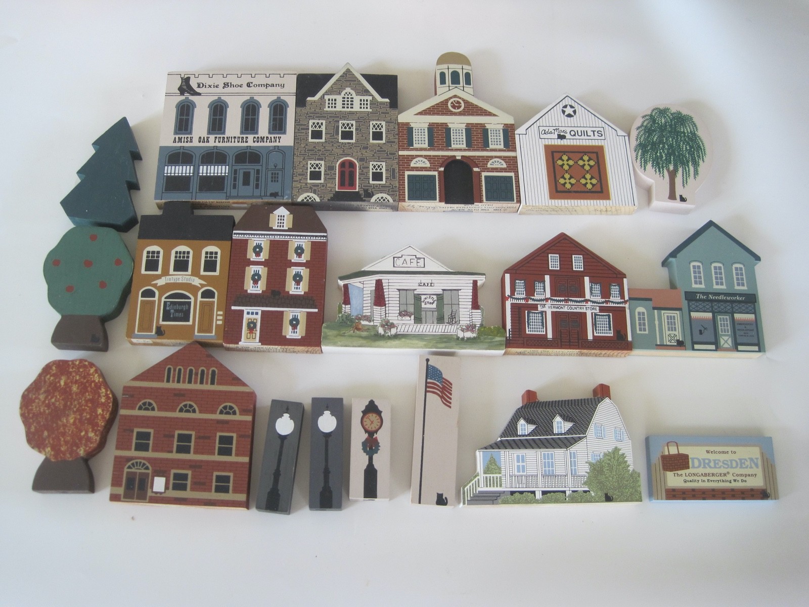 Dresden Longaberger Wood Village Signed 1980s 20 Pieces GUC