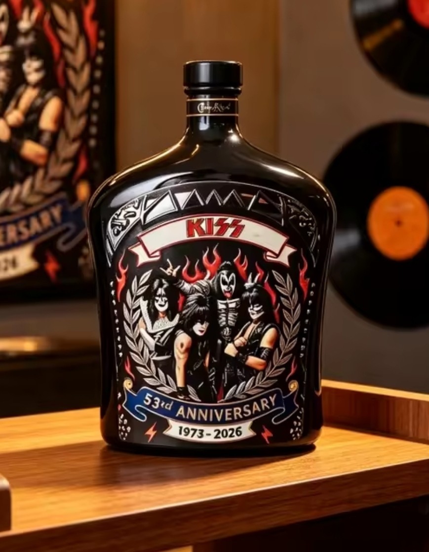 Kiss Band Royal Crown 53rd Anniversary Decanter Collector Glass Liquor Bottle Kiss Band Royal Crown 53rd Anniversary Decanter Collector Glass Liquor Bottle