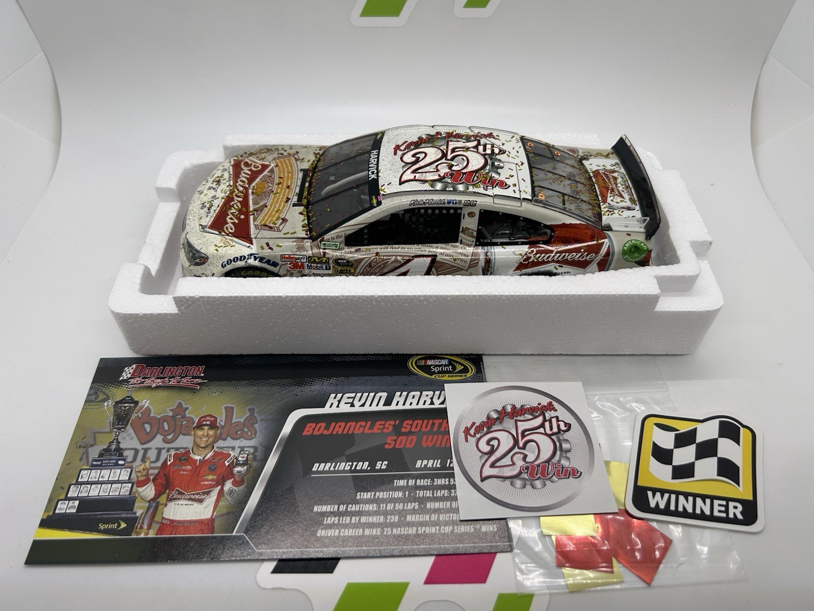 2014 Kevin Harvick #4 Darlington 25th Raced Win Flashcoat Silver 1 Of 421 2014 Kevin Harvick #4 Darlington 25th Raced Win Flashcoat Silver 1 Of 421
