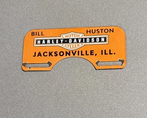 VINTAGE HARLEY DAVIDSON PLATE TOPPER PORCELAIN SIGN CAR GAS OIL TRUCK MOTORCYCLE VINTAGE HARLEY DAVIDSON PLATE TOPPER PORCELAIN SIGN CAR GAS OIL TRUCK MOTORCYCLE