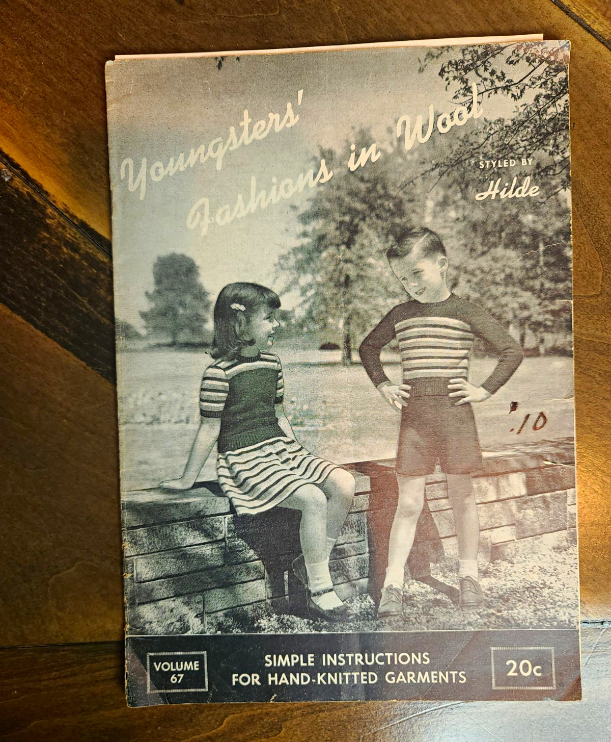 Vintage 1940s Youngsters' Fashions in Wool Vol. 67 – Hilde Children's Knitting P Vintage 1940s Youngsters' Fashions in Wool Vol. 67 – Hilde Children's Knitting P