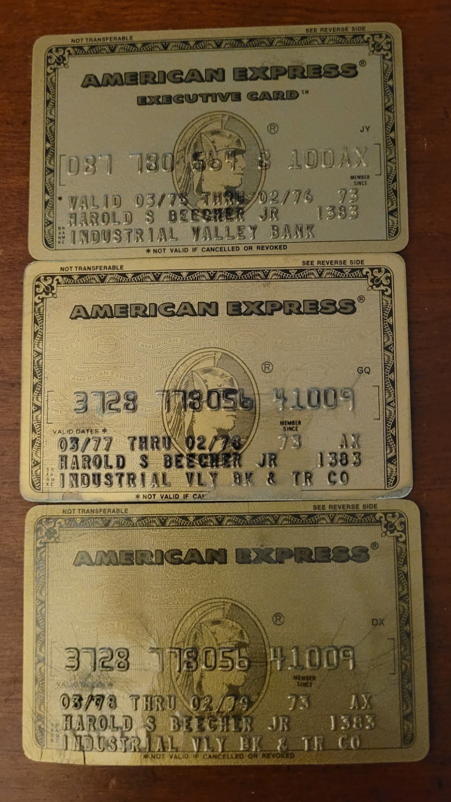 3 American Express Executive Money Gold Credit Cards