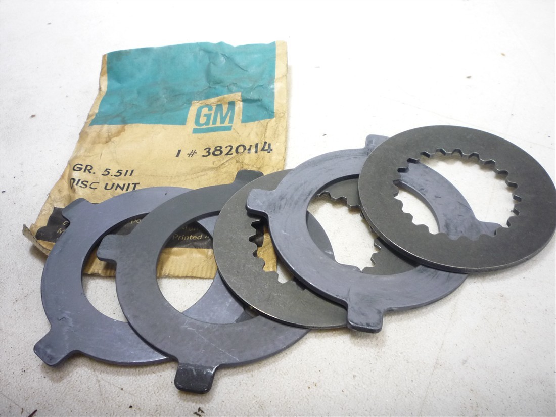 NOS 1962-1969 CHEVY CORVAIR MONZA SPYDER POSITRACTION PLATE KIT & SPACER 3820114