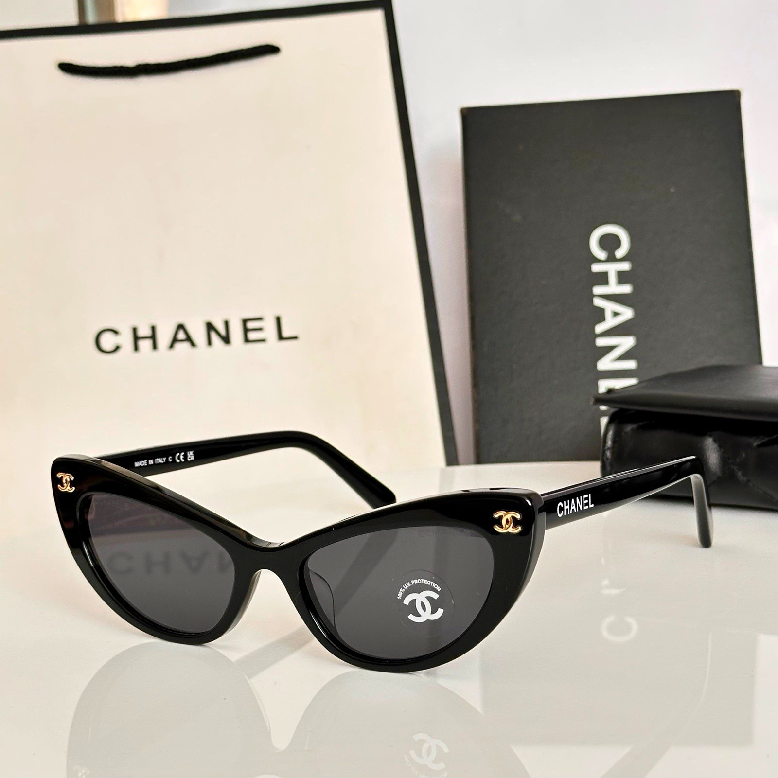 NWT CHANEL Womens Cat Eye Sunglasses Black with Case and Box ch9194 NWT CHANEL Womens Cat Eye Sunglasses Black with Case and Box ch9194