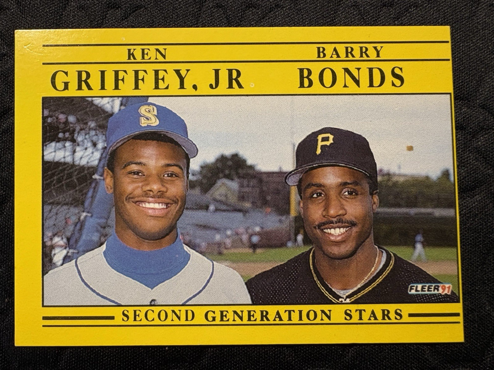 1991 Fleer Error Rare Miscut Look 👀 Ken Griffey Jr./Barry Bonds Wow 1991 Fleer Error Rare Miscut Look 👀 Ken Griffey Jr./Barry Bonds Wow