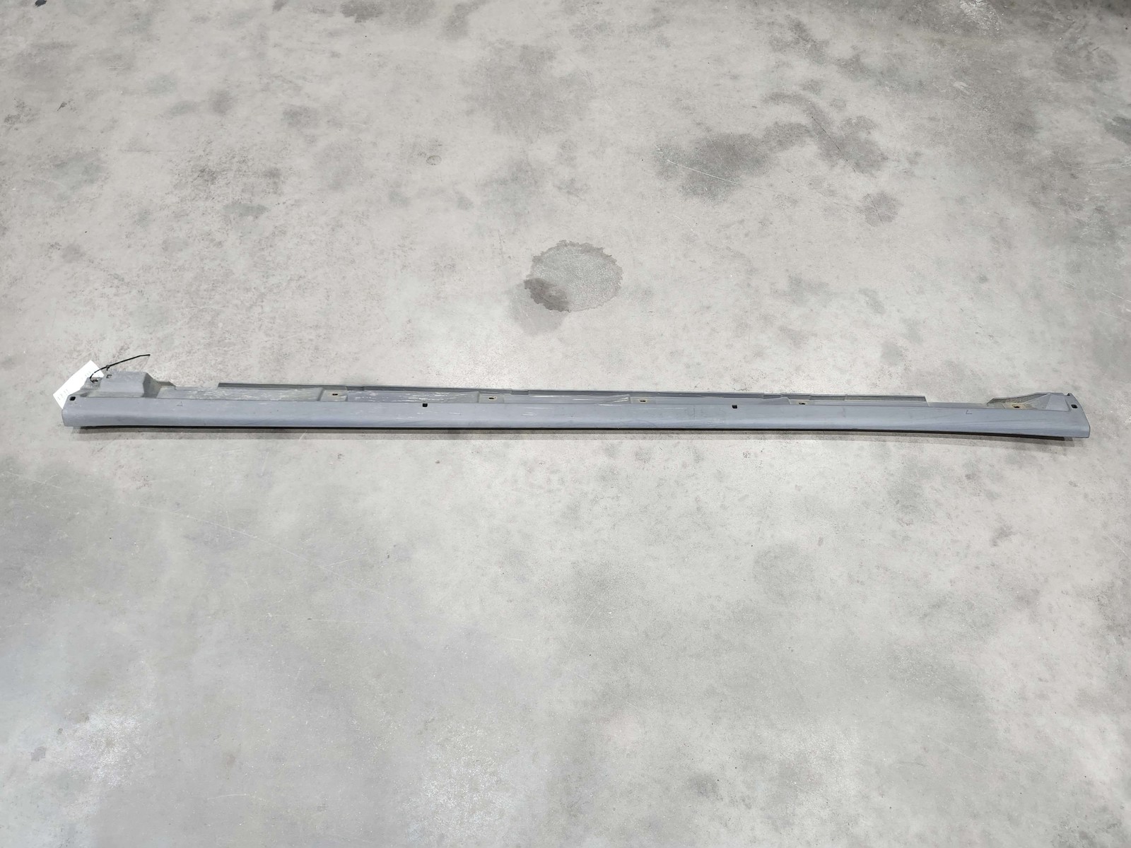 02-06 Toyota Camry OEM Rocker Panel Molding Right Passenger Black 75851AA020