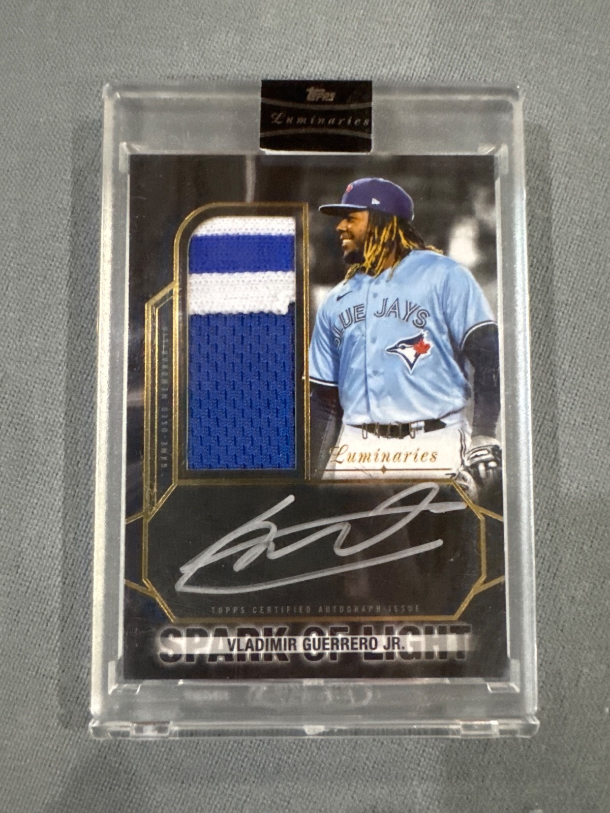 2022 Topps Luminaries Vladimir Guerrero Jr. Patch Auto 4/15 2022 Topps Luminaries Vladimir Guerrero Jr. Patch Auto 4/15