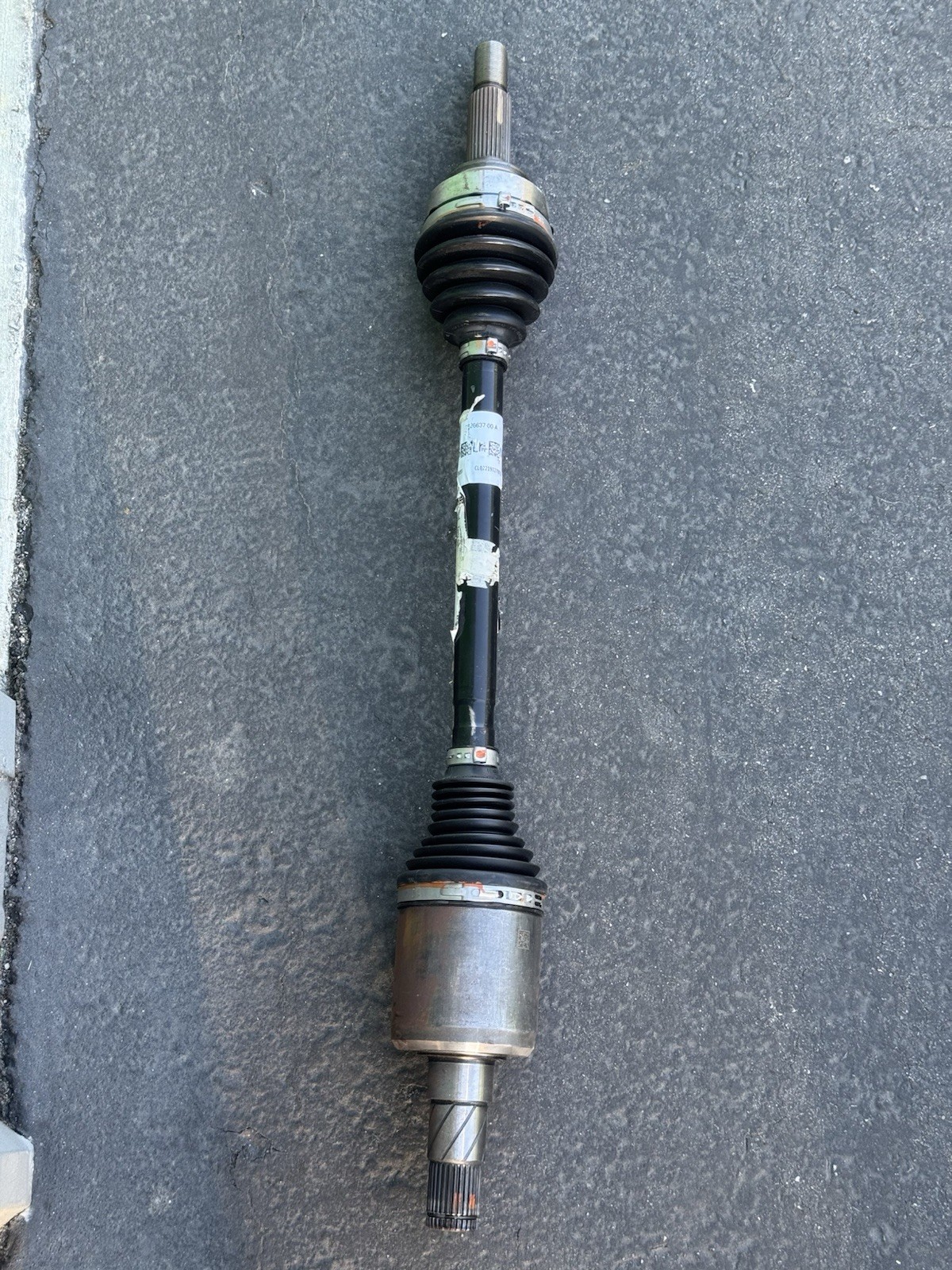 OEM 12-19 TESLA MODEL S FRONT LEFT DRIVER AXLE HALFSHAFT 1626637-00-A OEM 12-19 TESLA MODEL S FRONT LEFT DRIVER AXLE HALFSHAFT 1626637-00-A