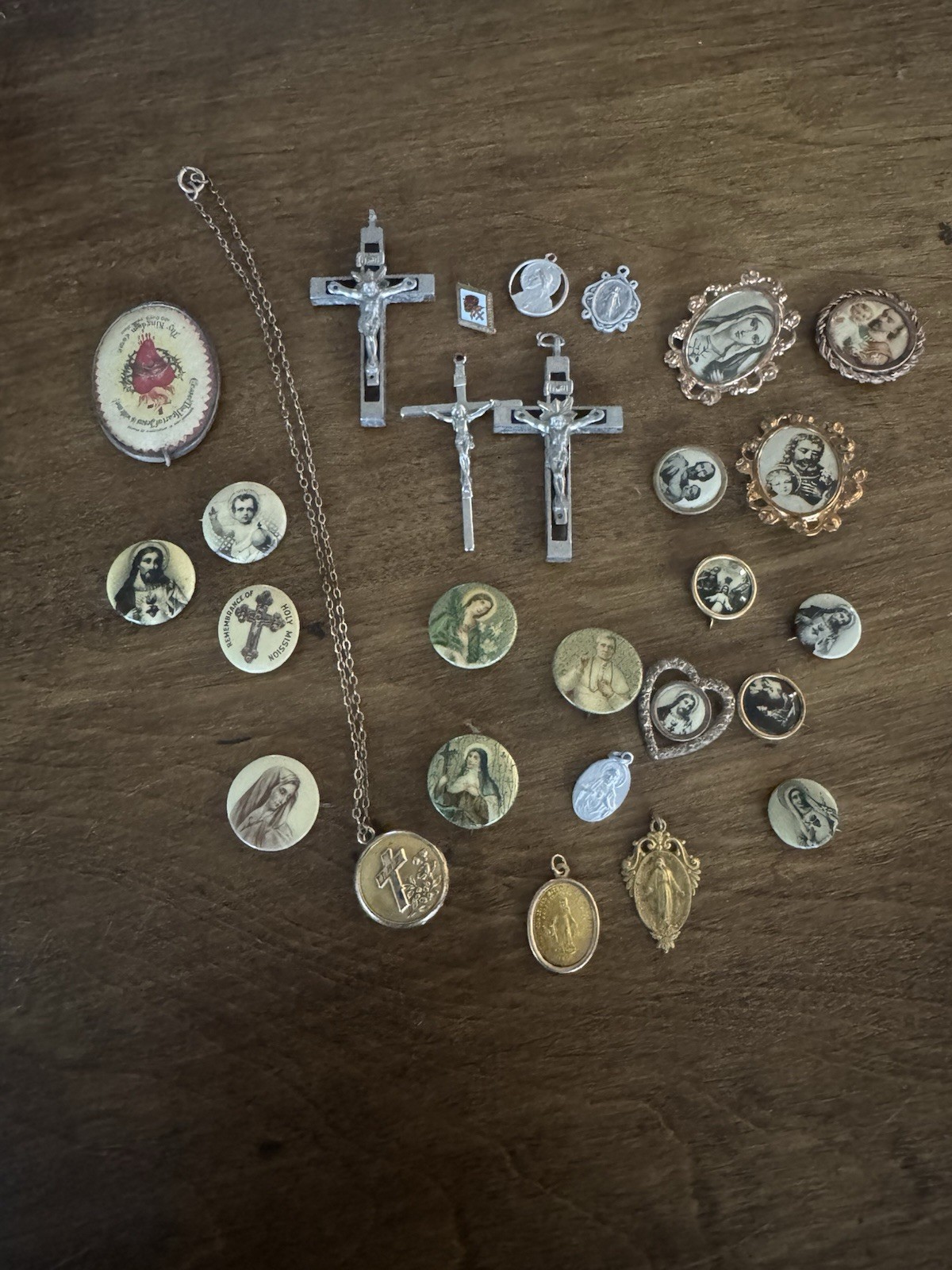 Vintage Lot Of 27 Catholic Crosses Pendants Pins Charms Necklace 1930-1940 Vintage Lot Of 27 Catholic Crosses Pendants Pins Charms Necklace 1930-1940