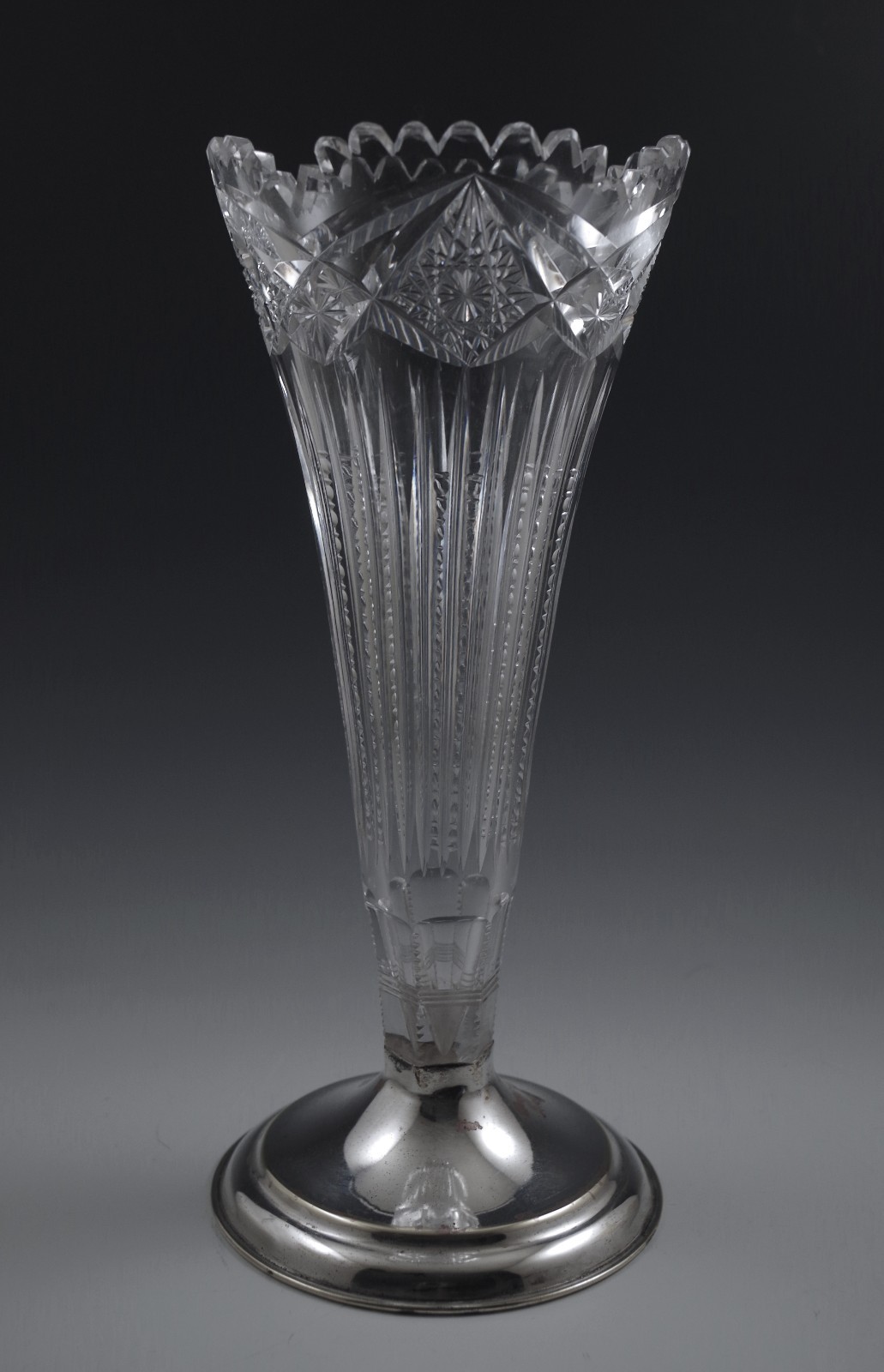 ABP AMERICAN BRILLIANT CUT GLASS HAWKES BRUNSWICK TRUMPET VASE 10.1/2\