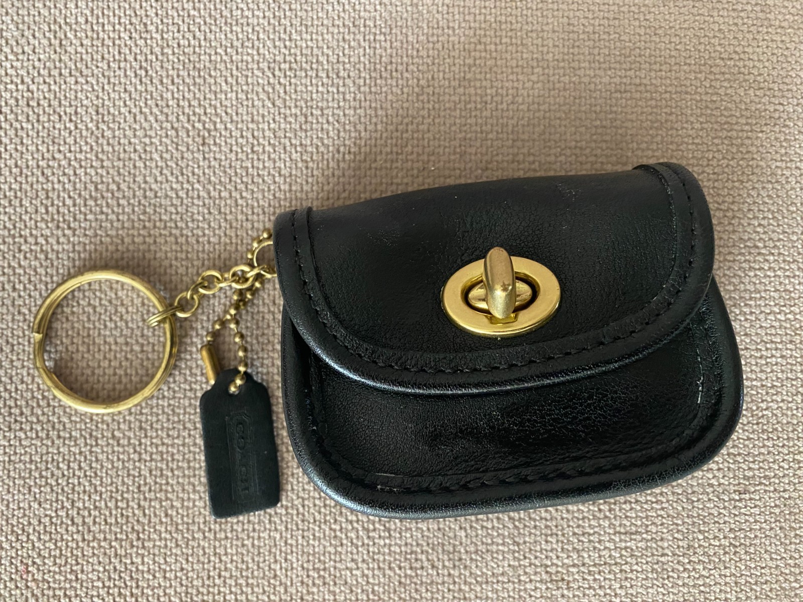 Vintage Coach 7105 Mini City Key Fob Bag Charm-Black Vintage Coach 7105 Mini City Key Fob Bag Charm-Black
