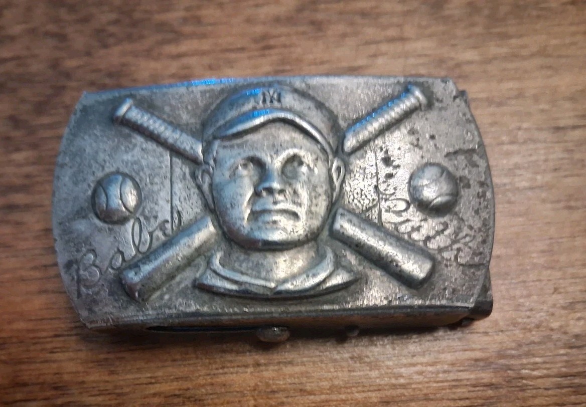 1934 Babe Ruth Quaker Puffed Rice Premium Belt Buckle Excellent++ Original 1934 Babe Ruth Quaker Puffed Rice Premium Belt Buckle Excellent++ Original