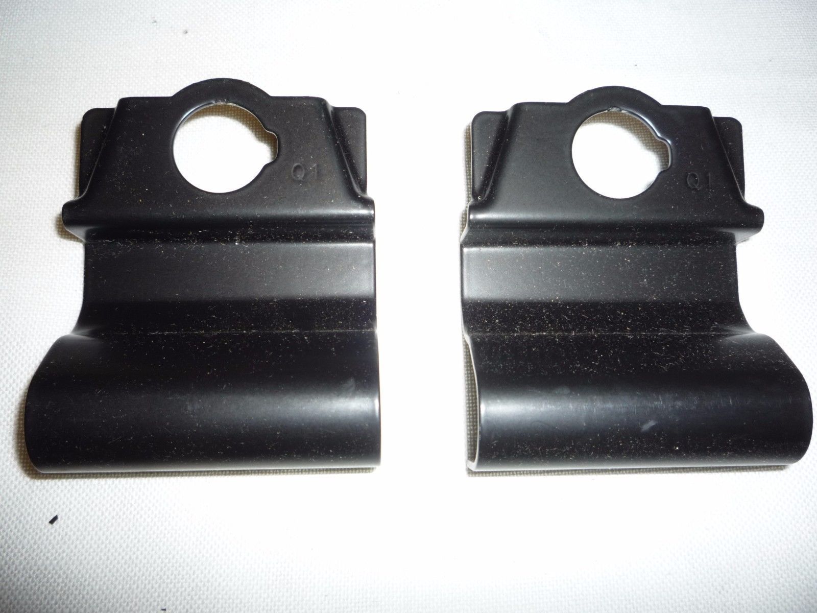 Yakima Q clips, clip, for use with Q Tower roof rack