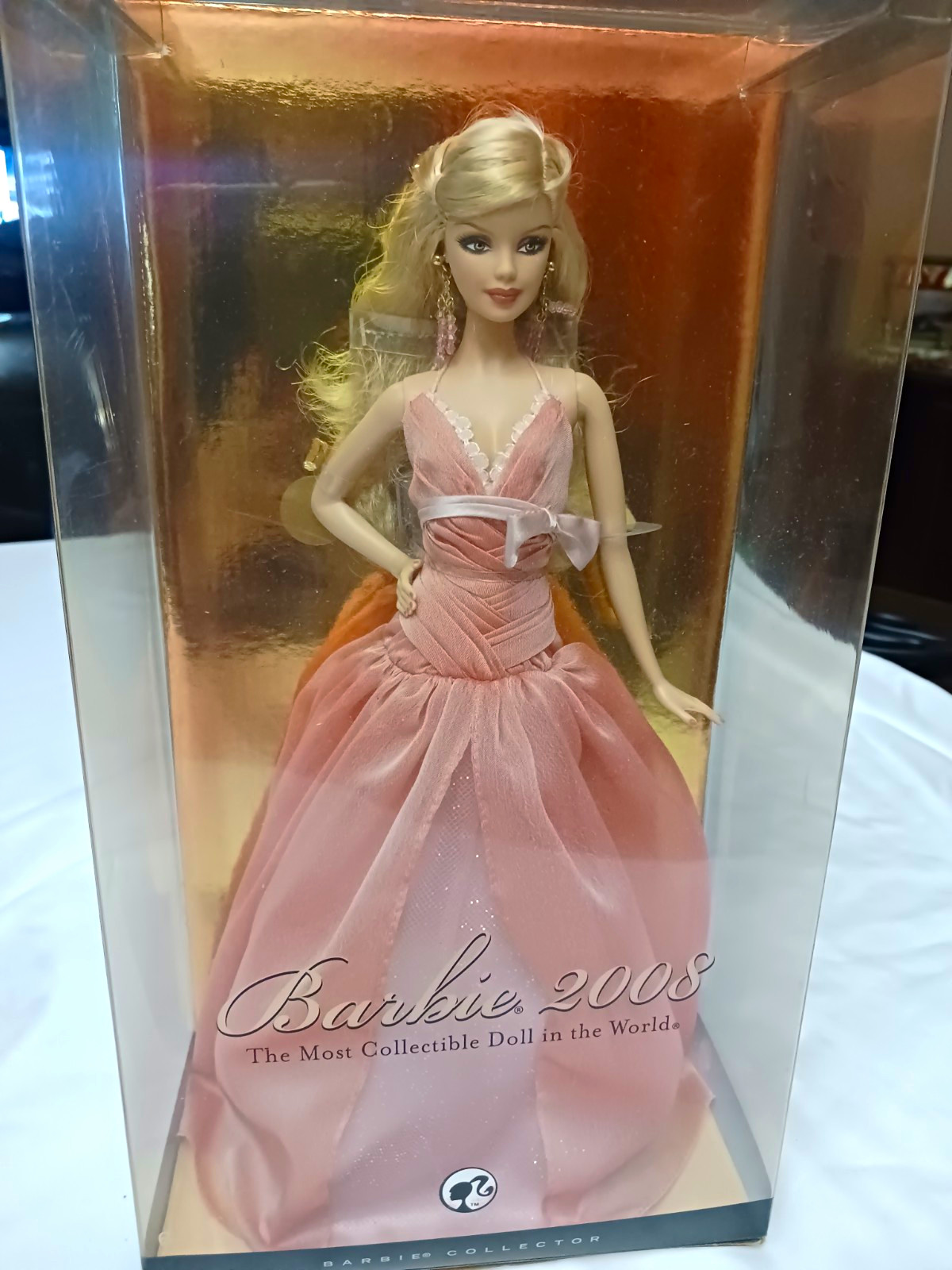 Barbie Collector 2008 Pink Label Doll Barbie Collector 2008 Pink Label Doll