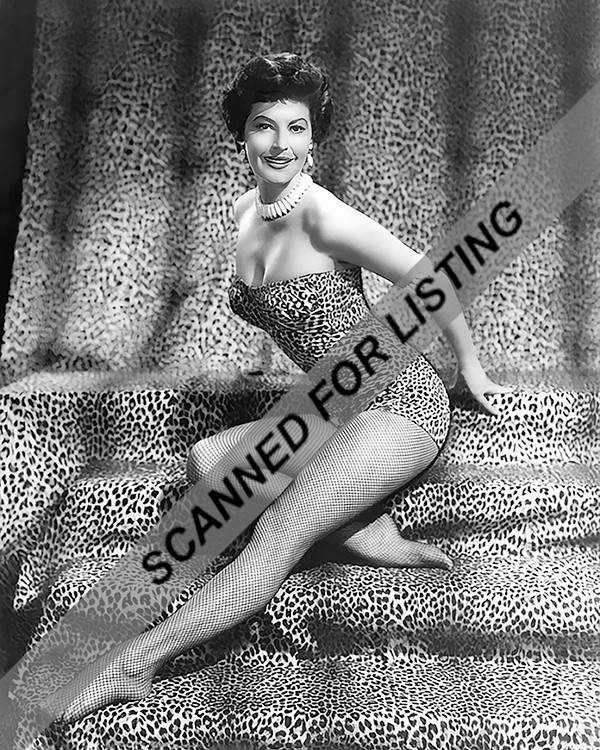 Ava Gardner Pin-up 8X10 PHOTO #3289 Ava Gardner Pin-up 8X10 PHOTO #3289