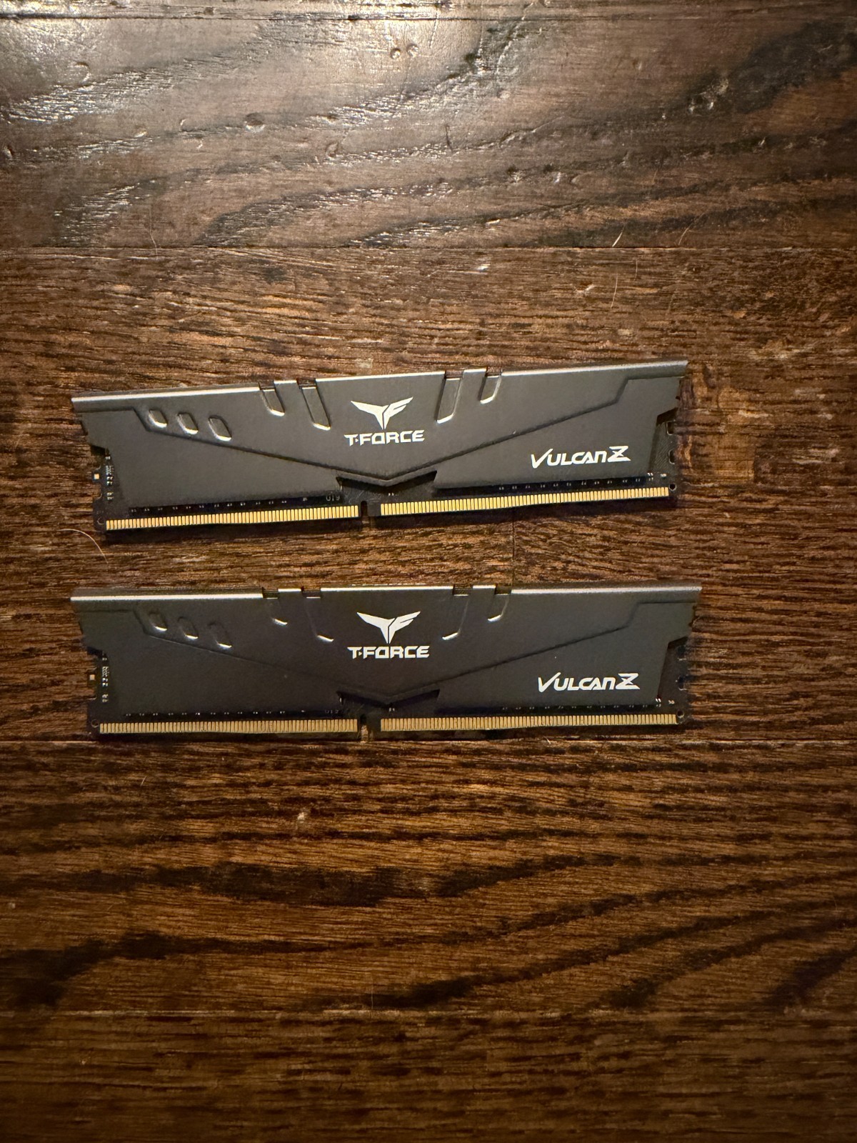 TEAMGROUP T-Force Vulcan Z 32GB (2x16GB) DDR4 3200MHz CL16 TLZGD416G3200HC16FBK