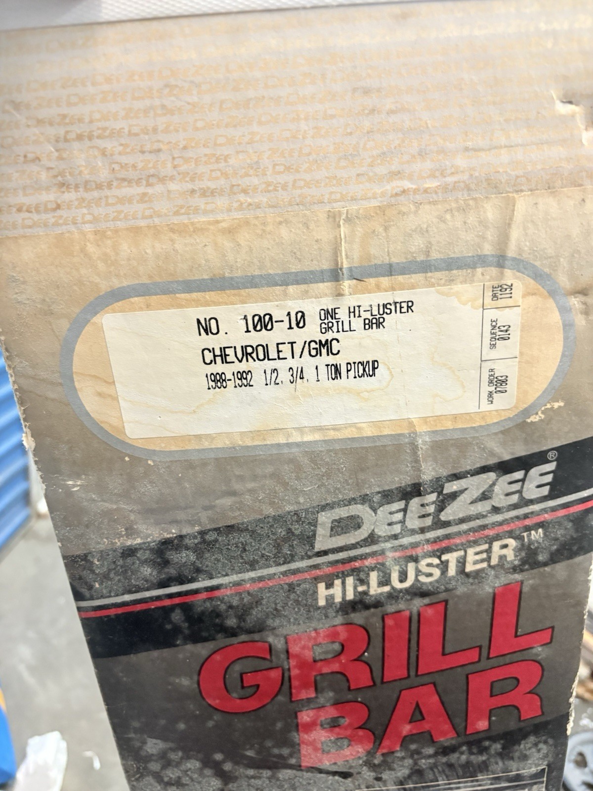 NOS Dee Zee 100-10 Hi-Luster Grill Bar 1988-1992 Chevy GMC C/K Pickup Truck