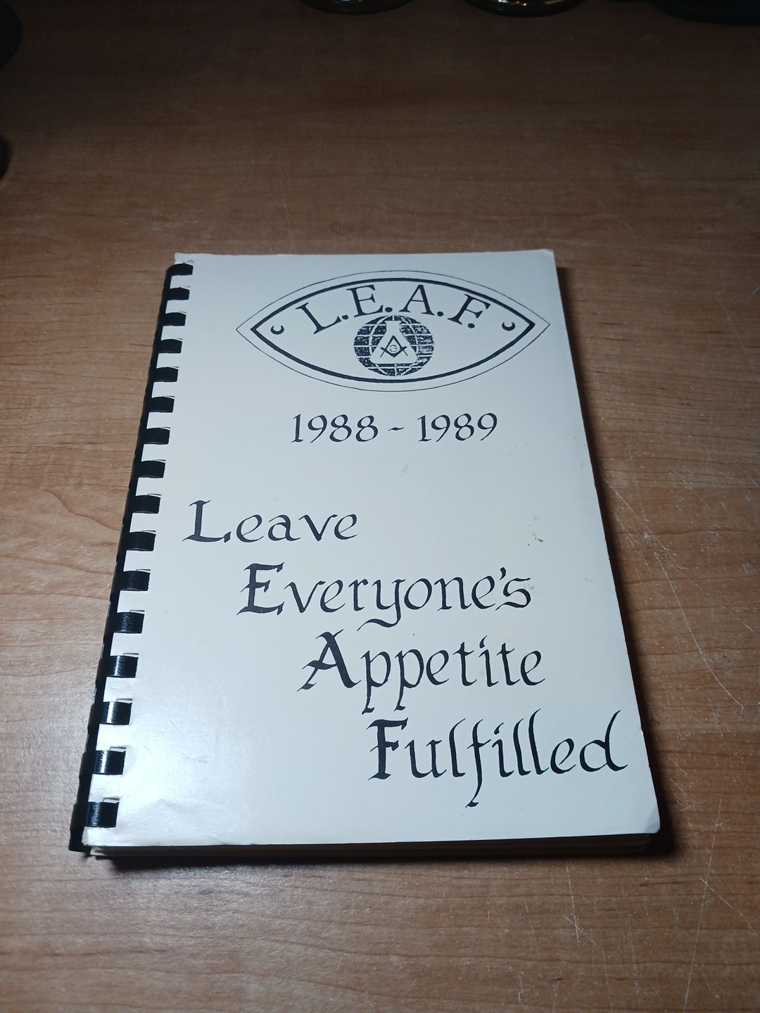 Vintage Community Cookbook 1988-1989 New York Masons L..E.A.F. MDDA Vintage Community Cookbook 1988-1989 New York Masons L..E.A.F. MDDA